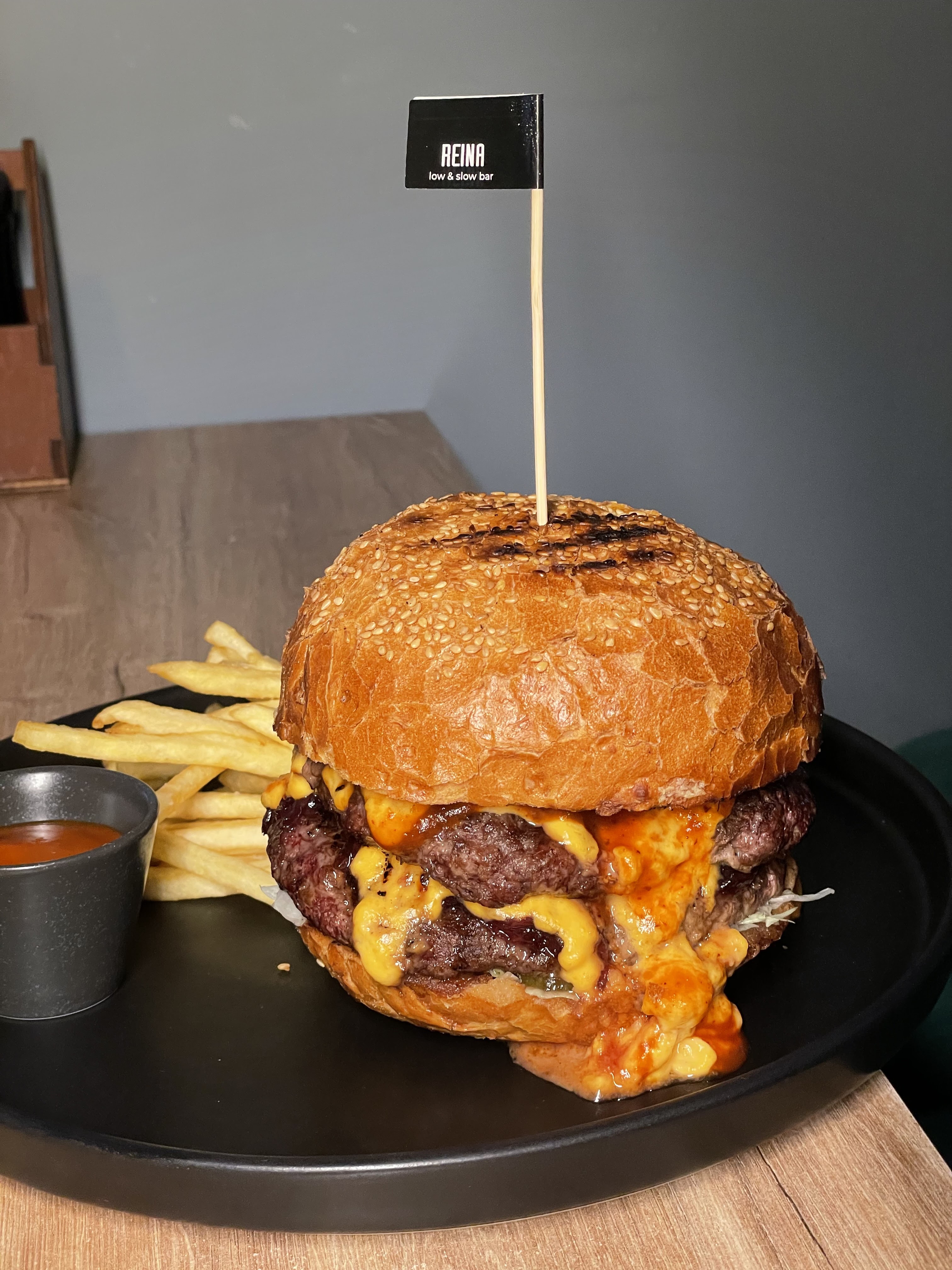 Reina Low & Slow Bar image 6