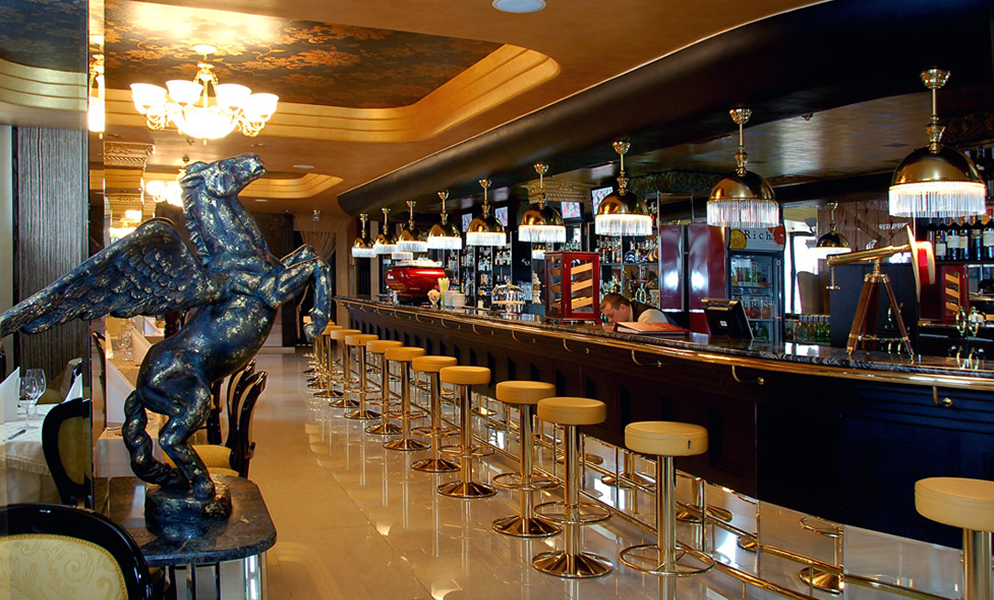 Ресторан "Holiday" image 3