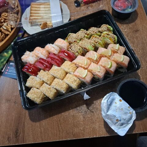 Osama sushi image 3