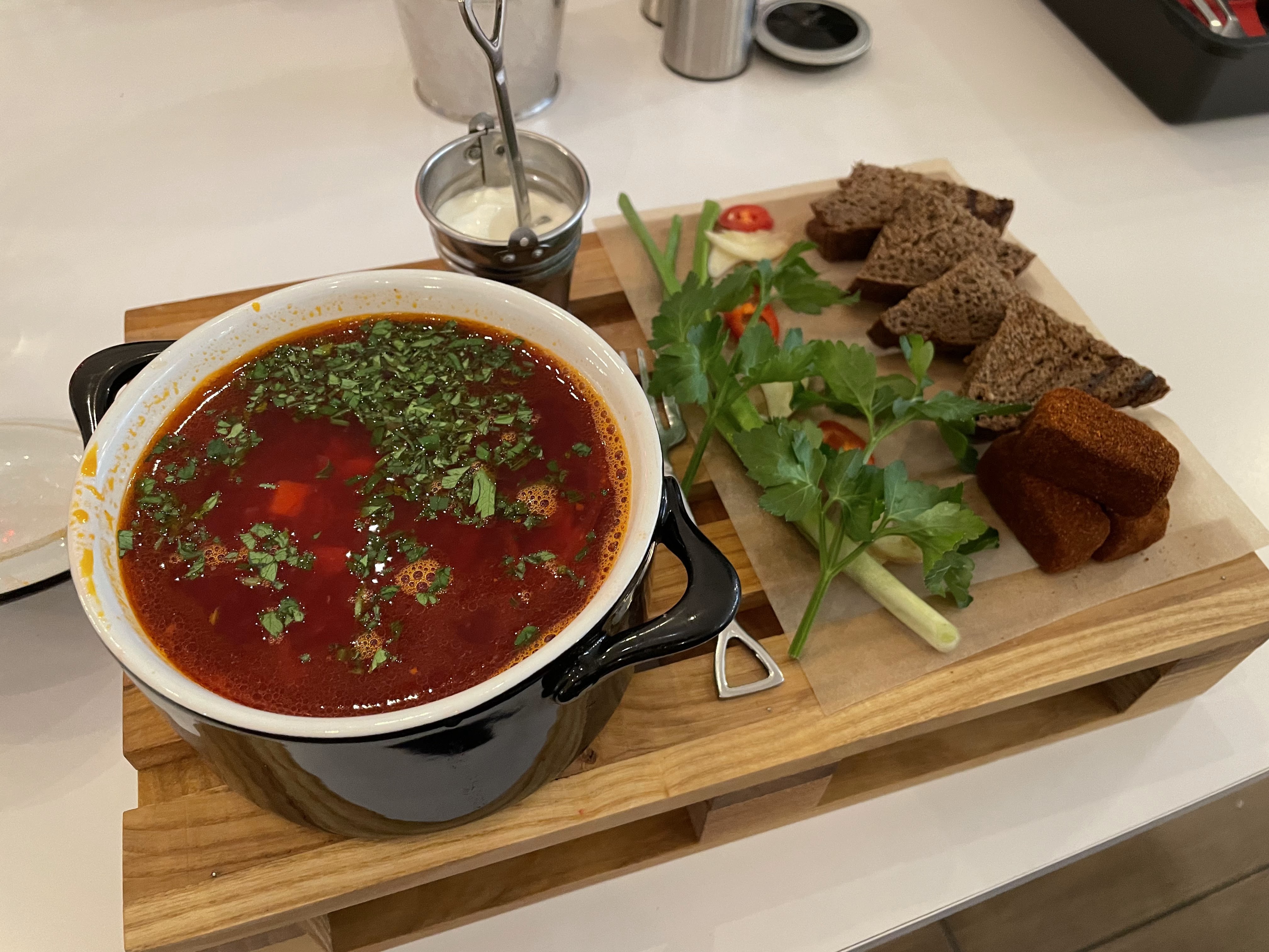 Byduwelna restoracja image 9