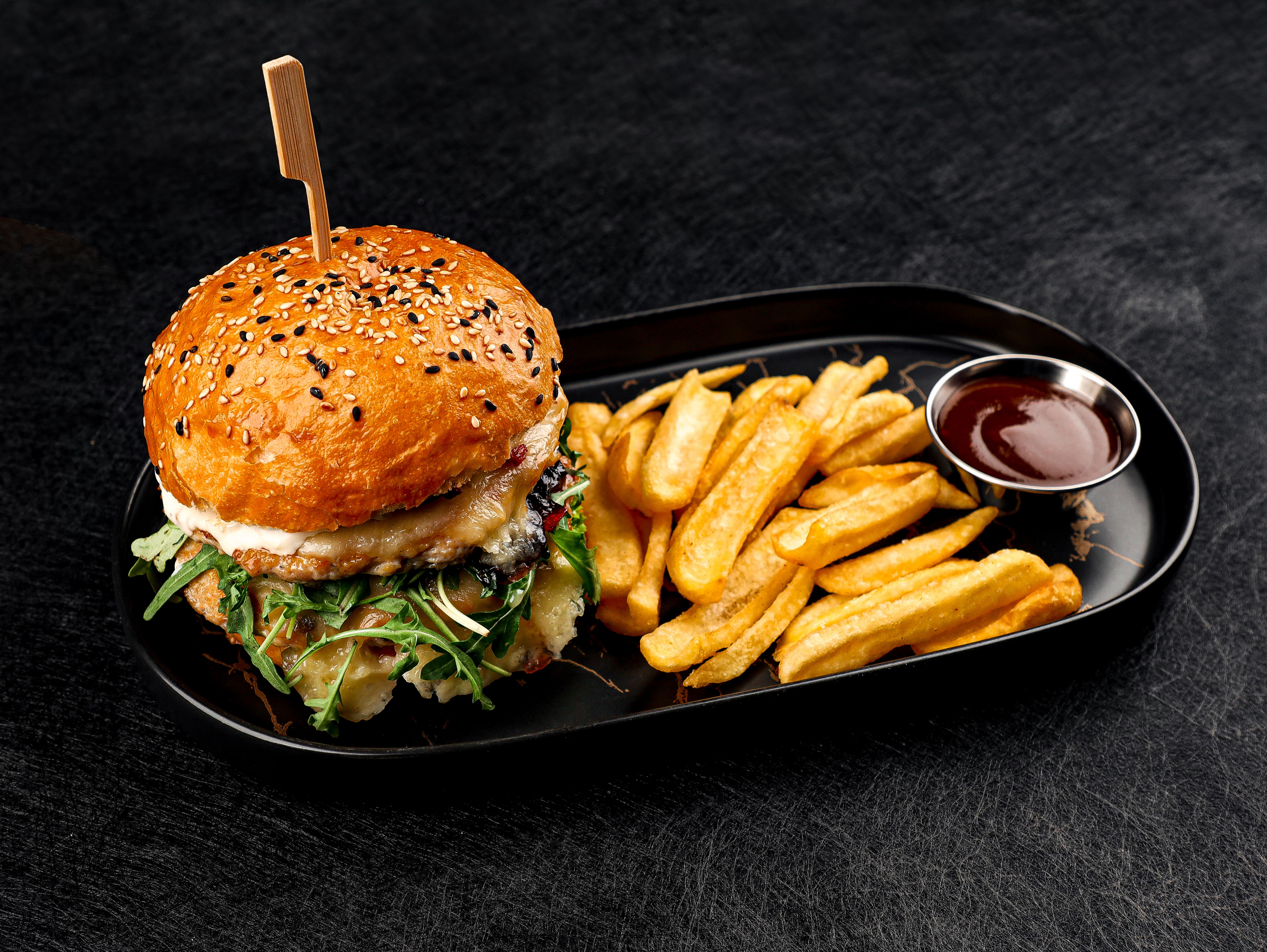 Provocator bar image 2