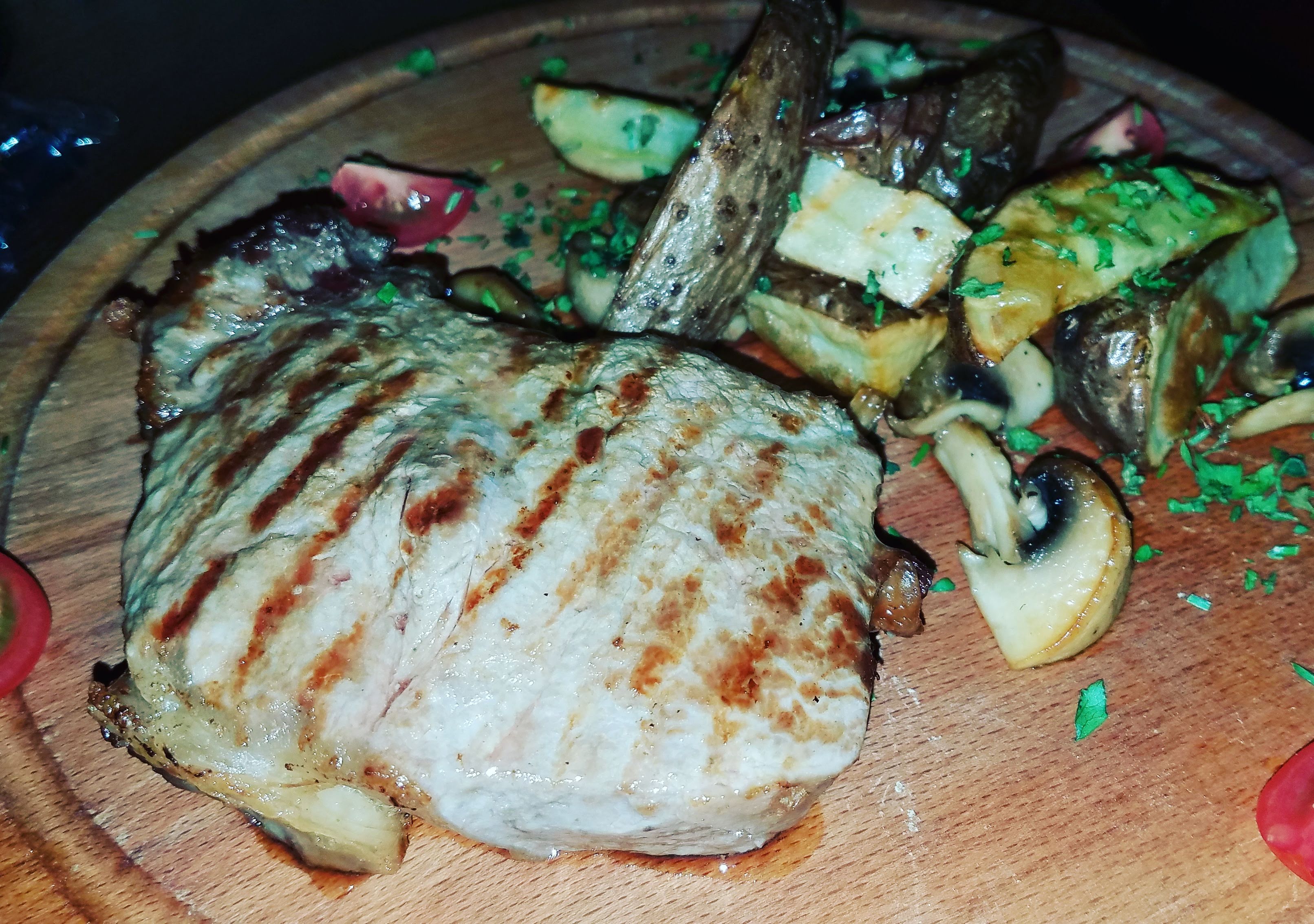 ЗДОРОВЕНЬКІ БУЛИ, ПАБ-РЕСТОРАН image 3