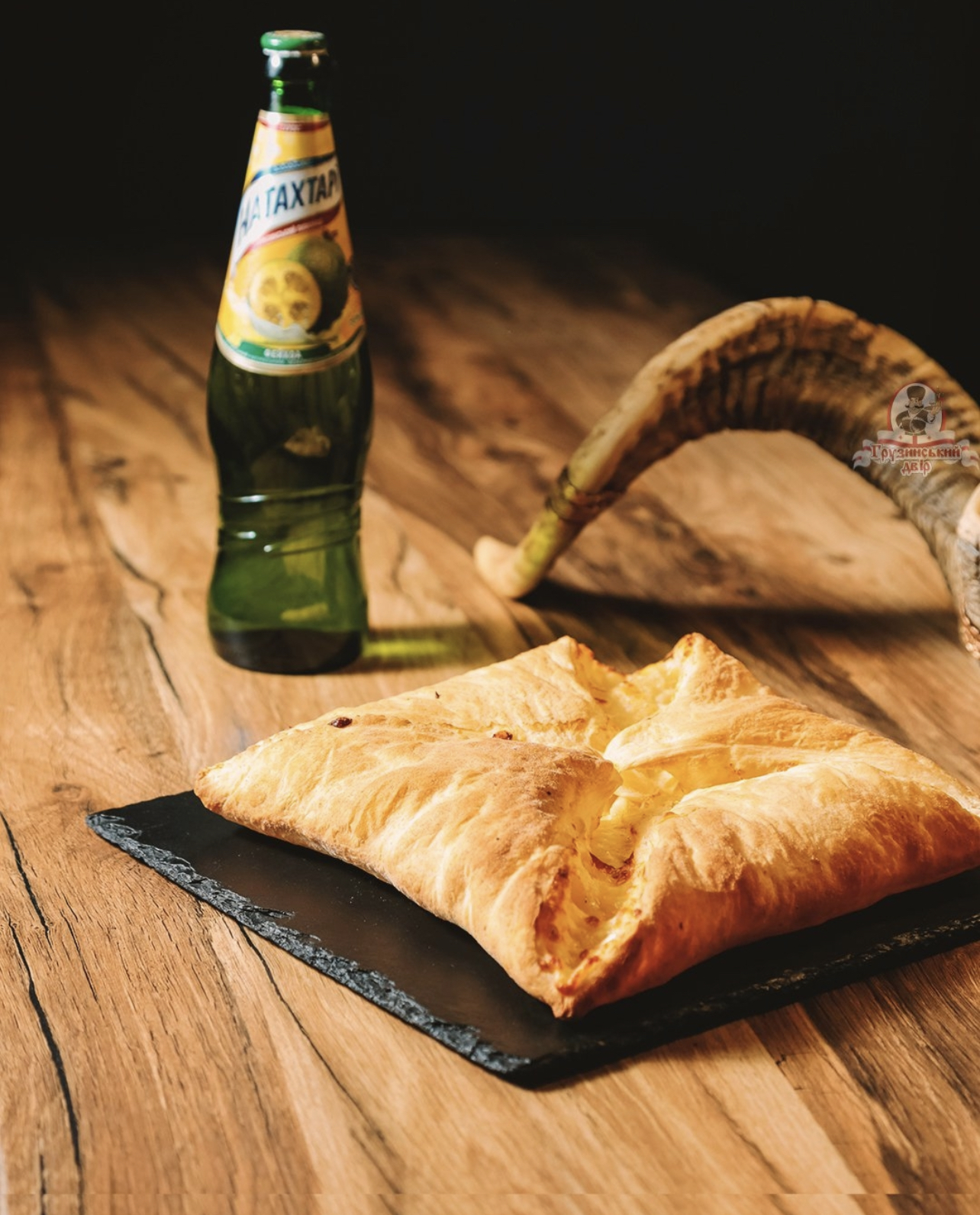 Грузинський Двір image 2