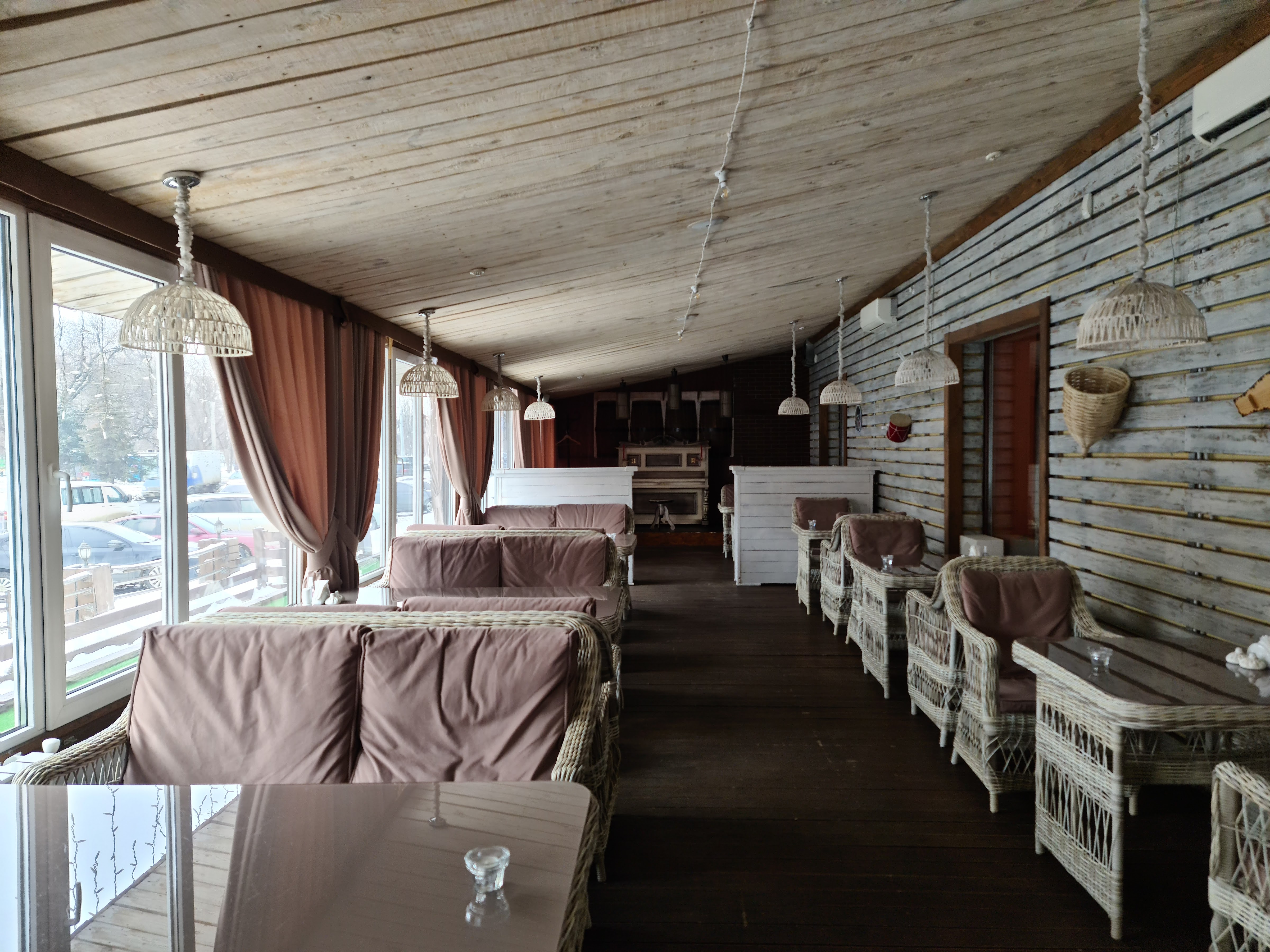 Грузинський Двір image 4