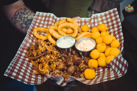 Altbier Шоу- Ресторан Альтбир image 2