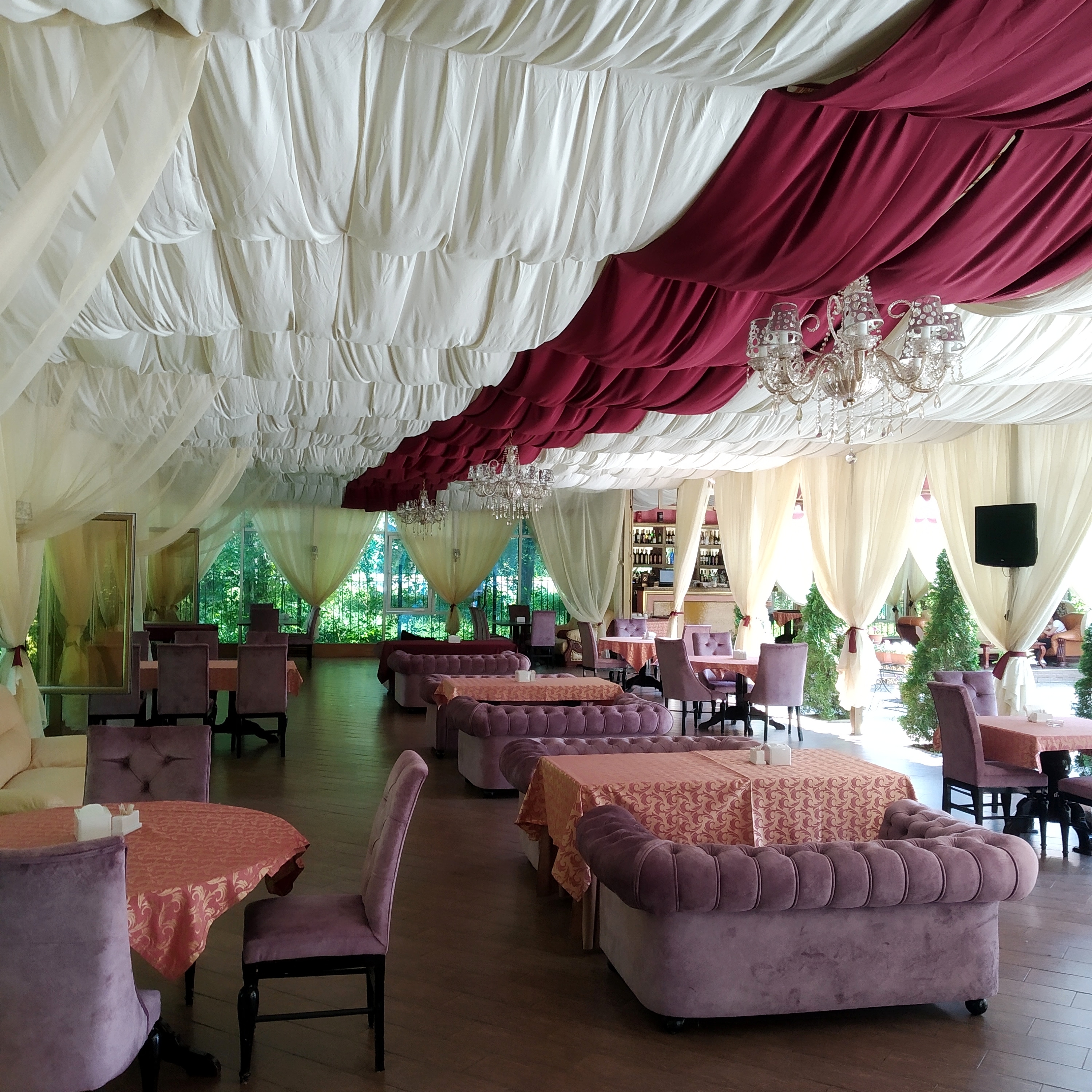 Restaurant Baku Palace image 9