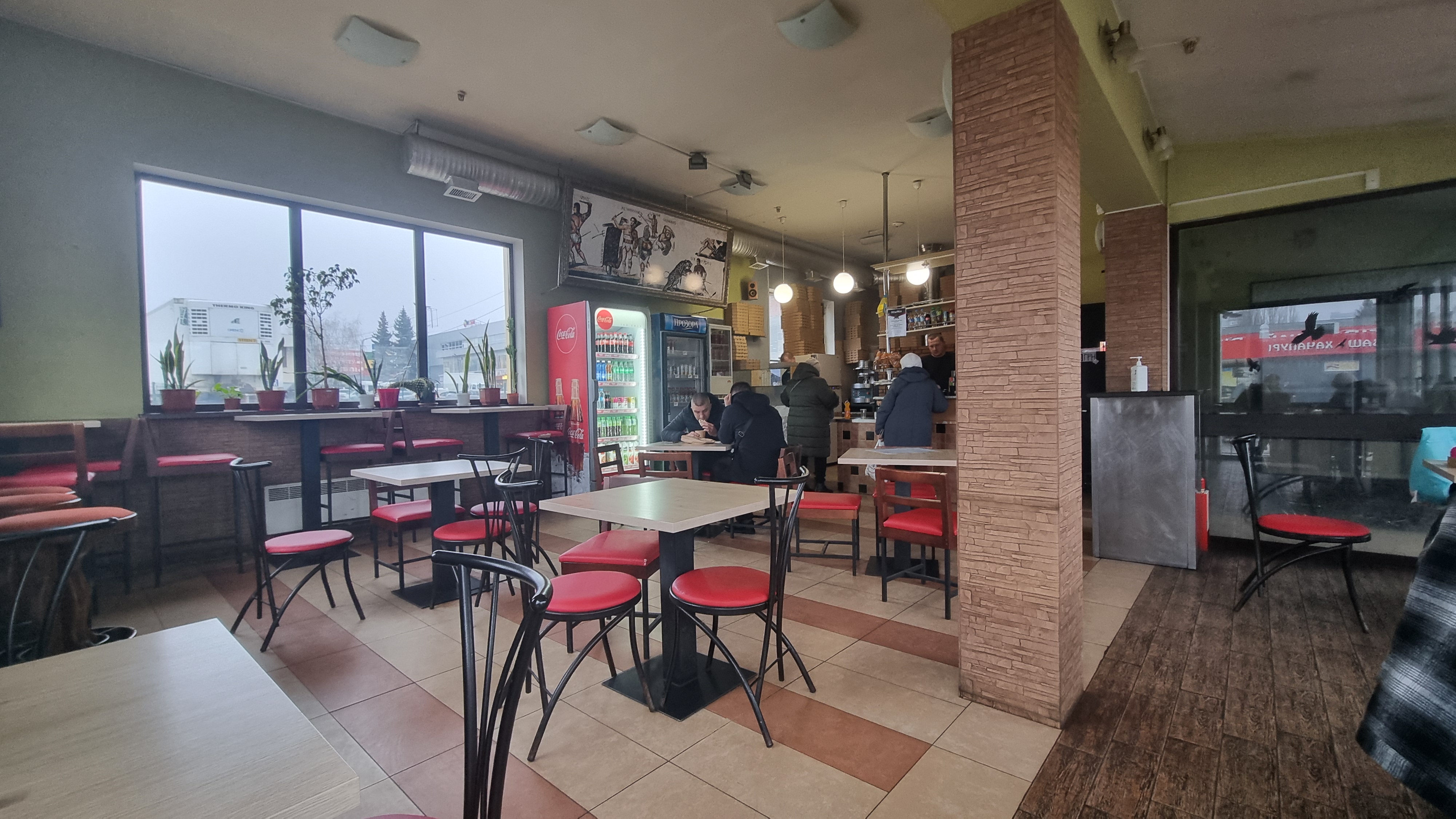 Maranello Pizzeria image 5