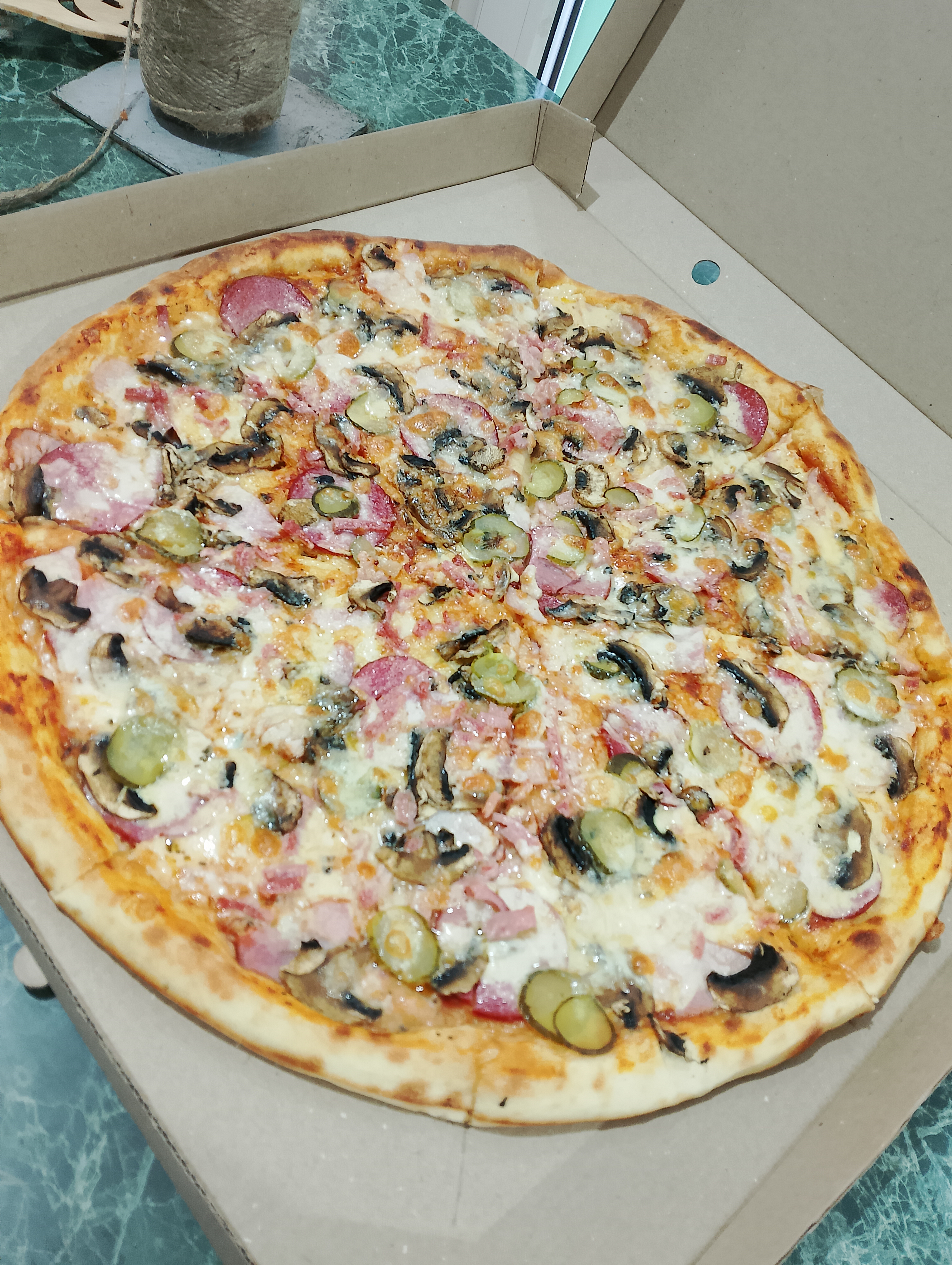 Grilled Pizza Cafe image 4