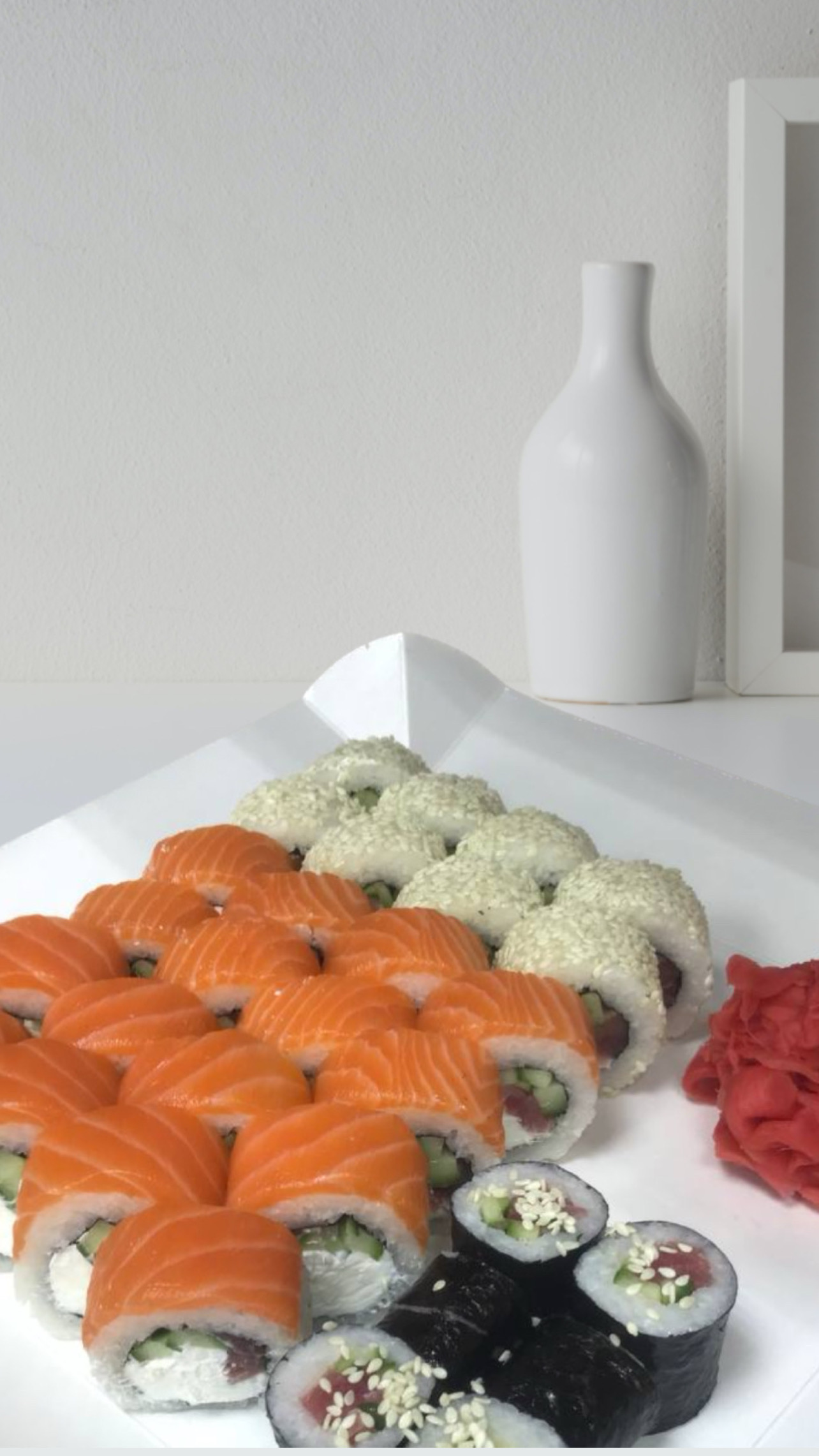 SUSHITTA (Сушитта) - доставка суші Харків (ХТЗ, Олександрівський) image 9