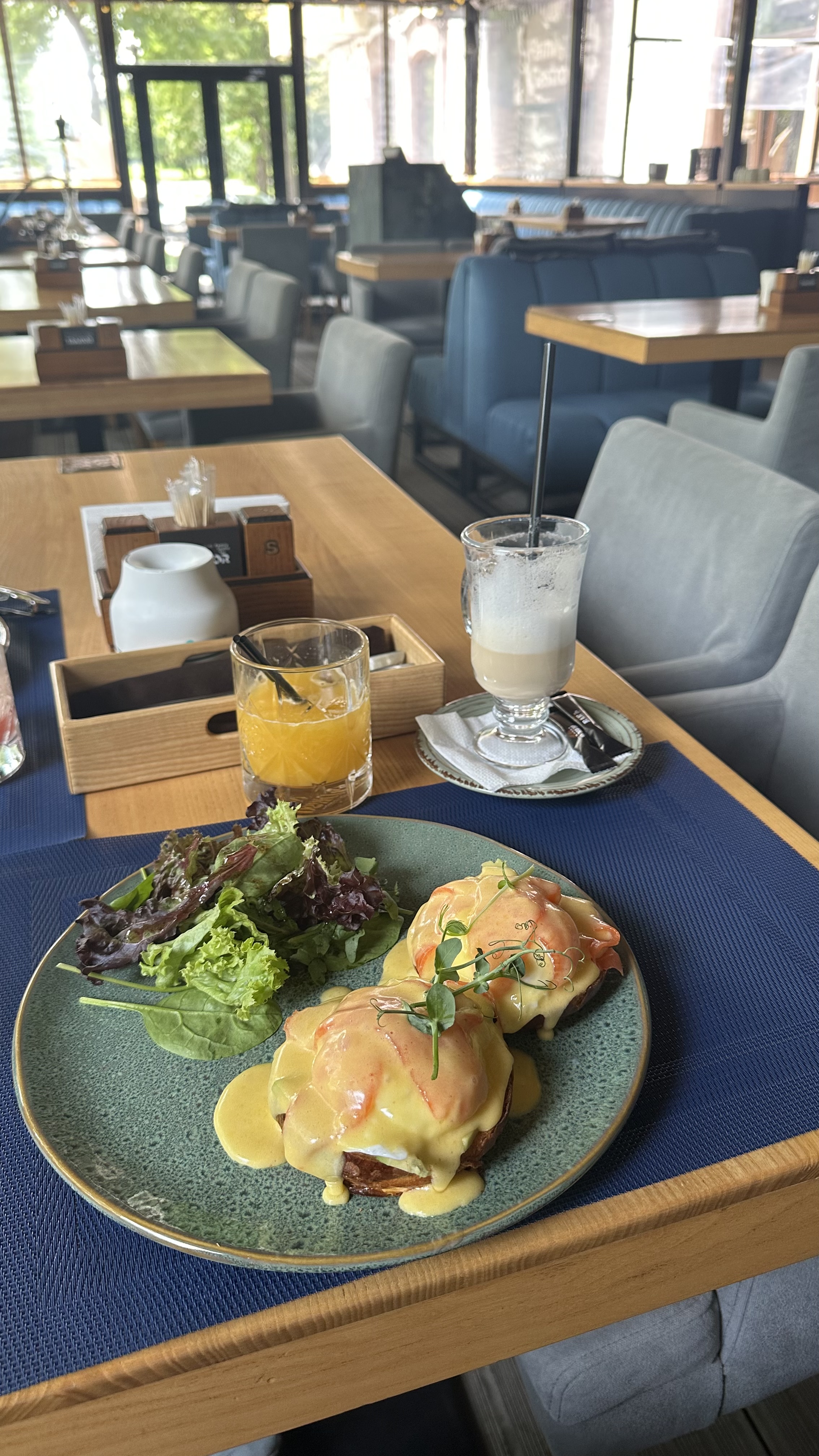 Traktor Burger Bar image 7