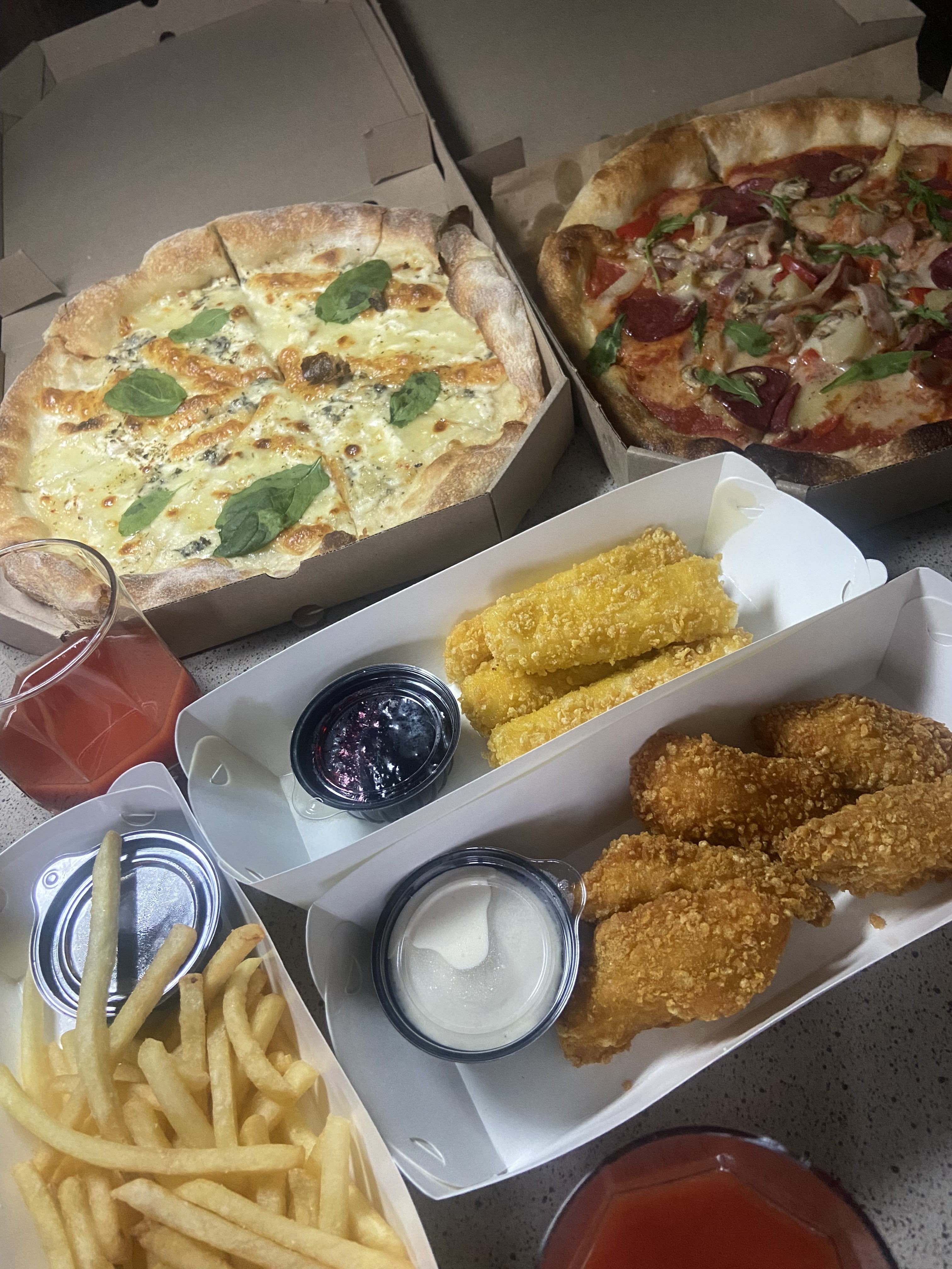 Tomass_pizza image 5