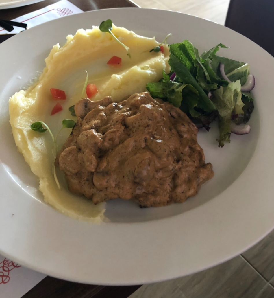 Hotelʹno-Restorannyy Kompleks Favoryt image 3