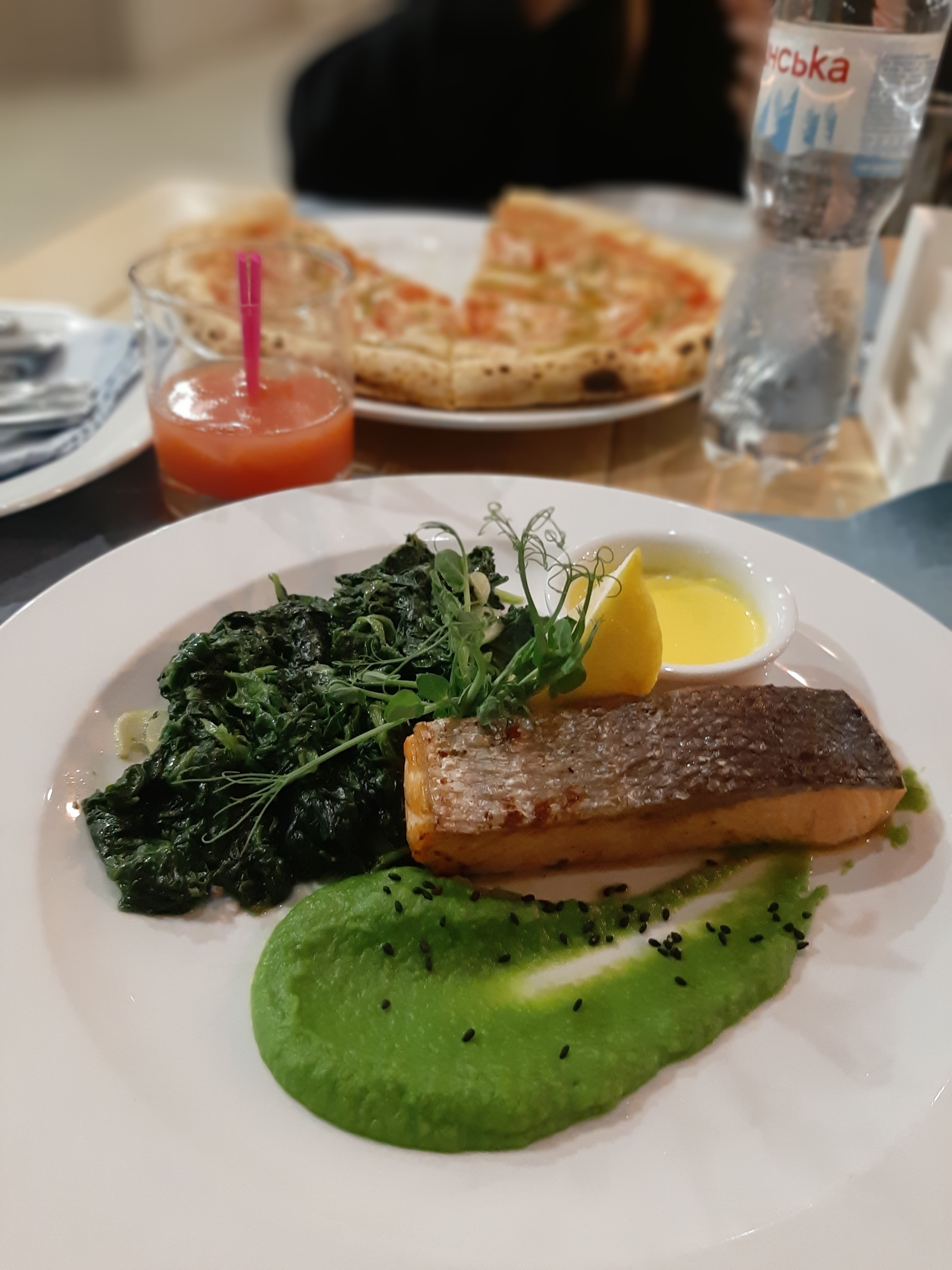 Ресторан Яхт-клуб Maxmarine image 2