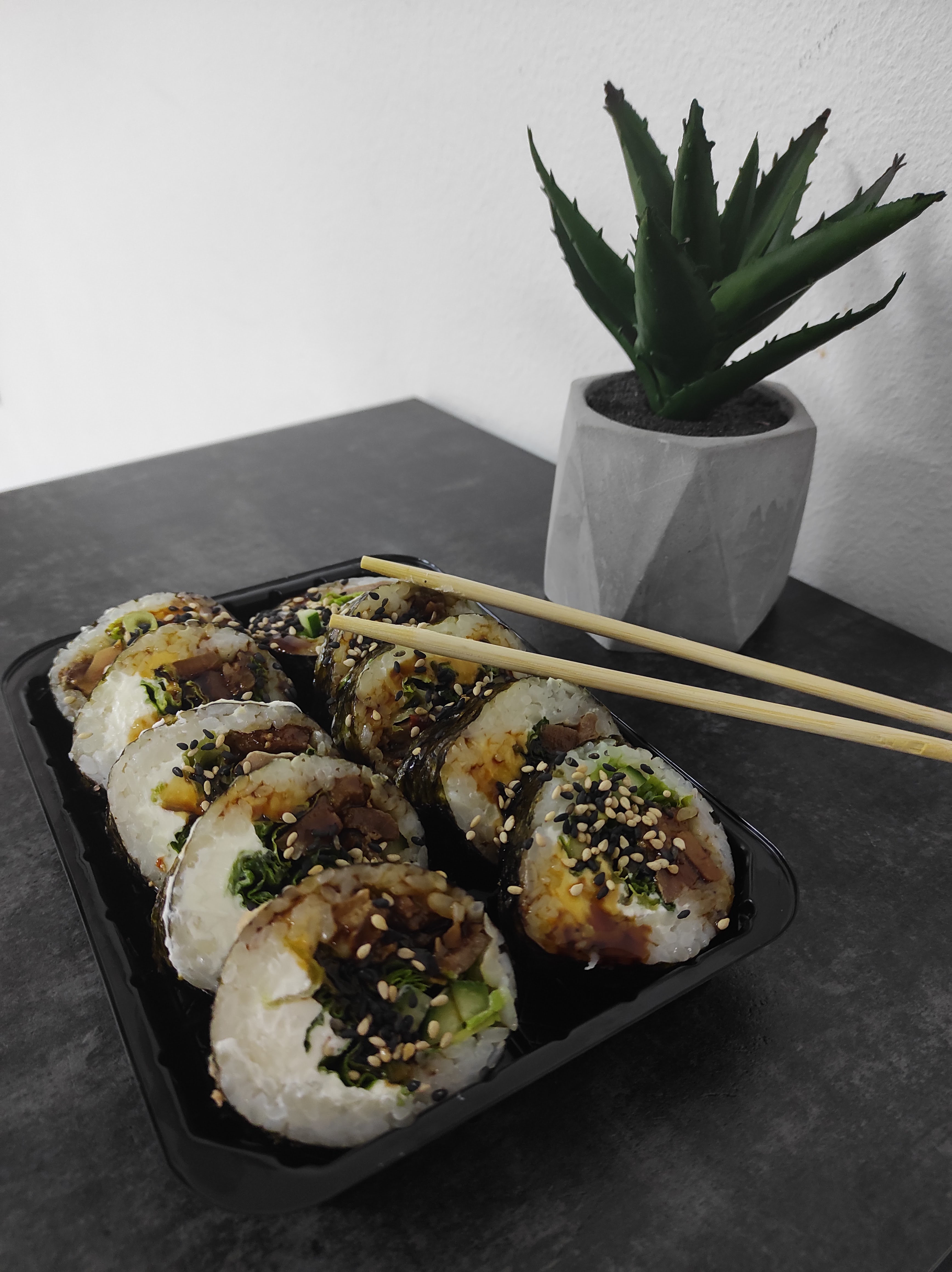 Osama Sushi Nova Kahovka image 2