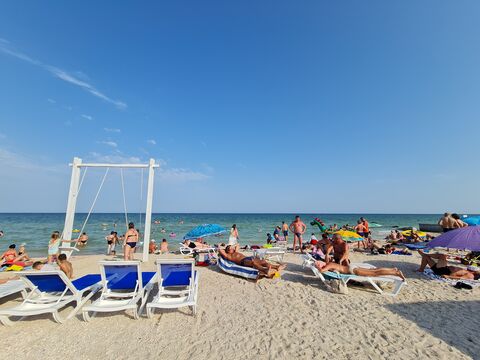 Pelican Beach Club image 7