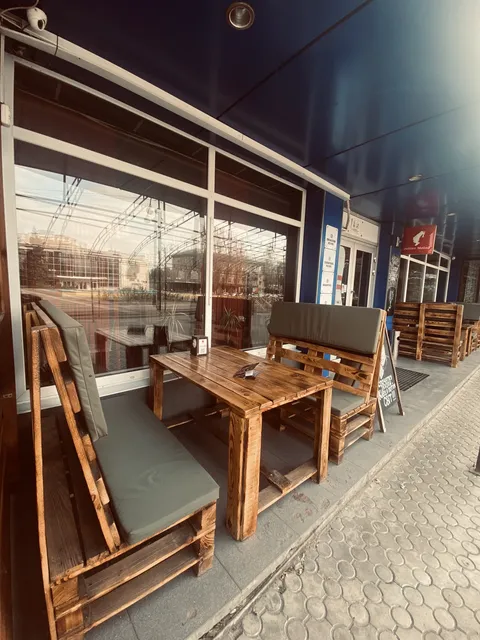 Sushi Bar Tokado image 1