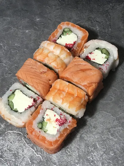 Tanuki Sushi image 5