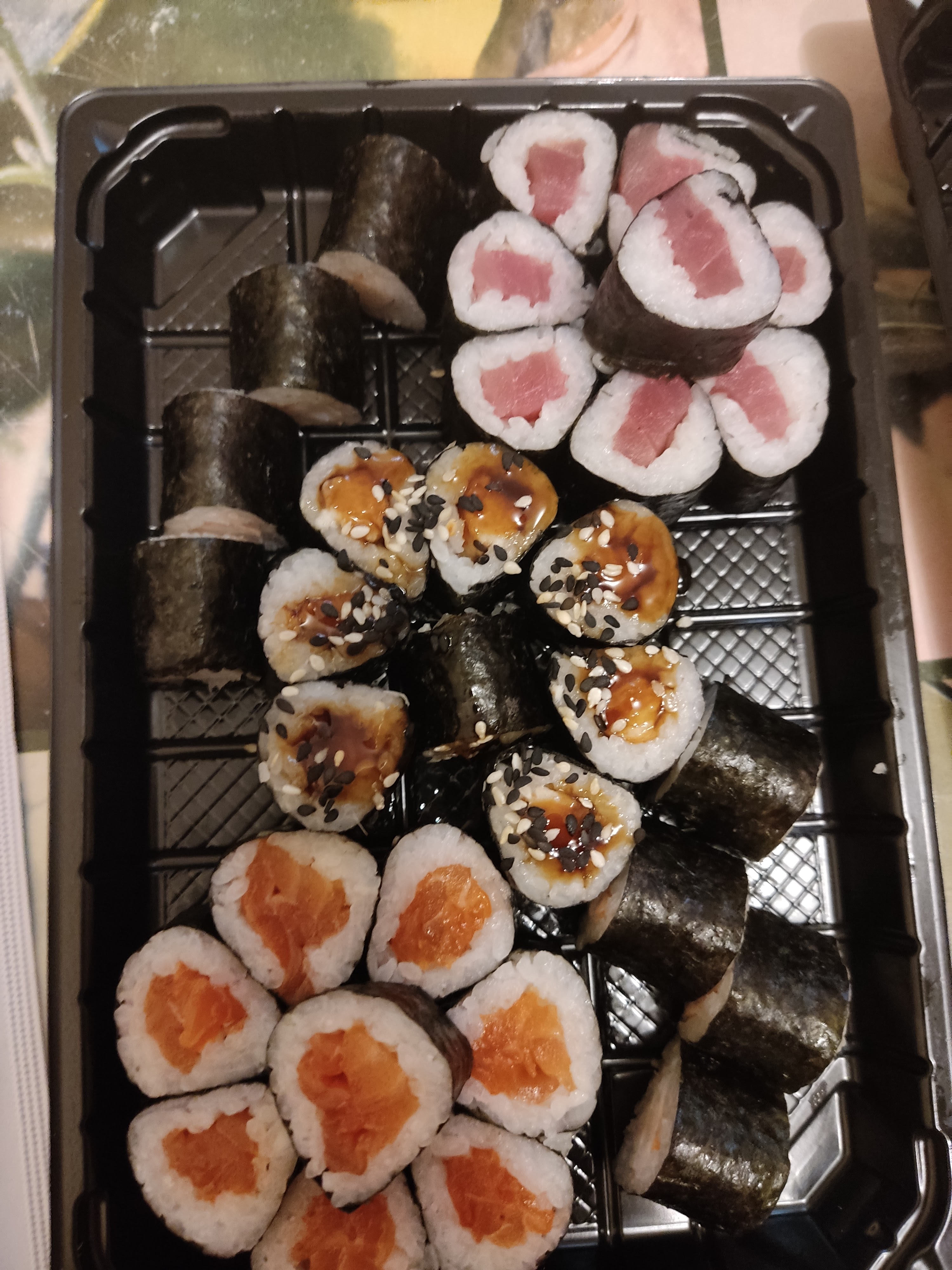 Tanuki Sushi image 6