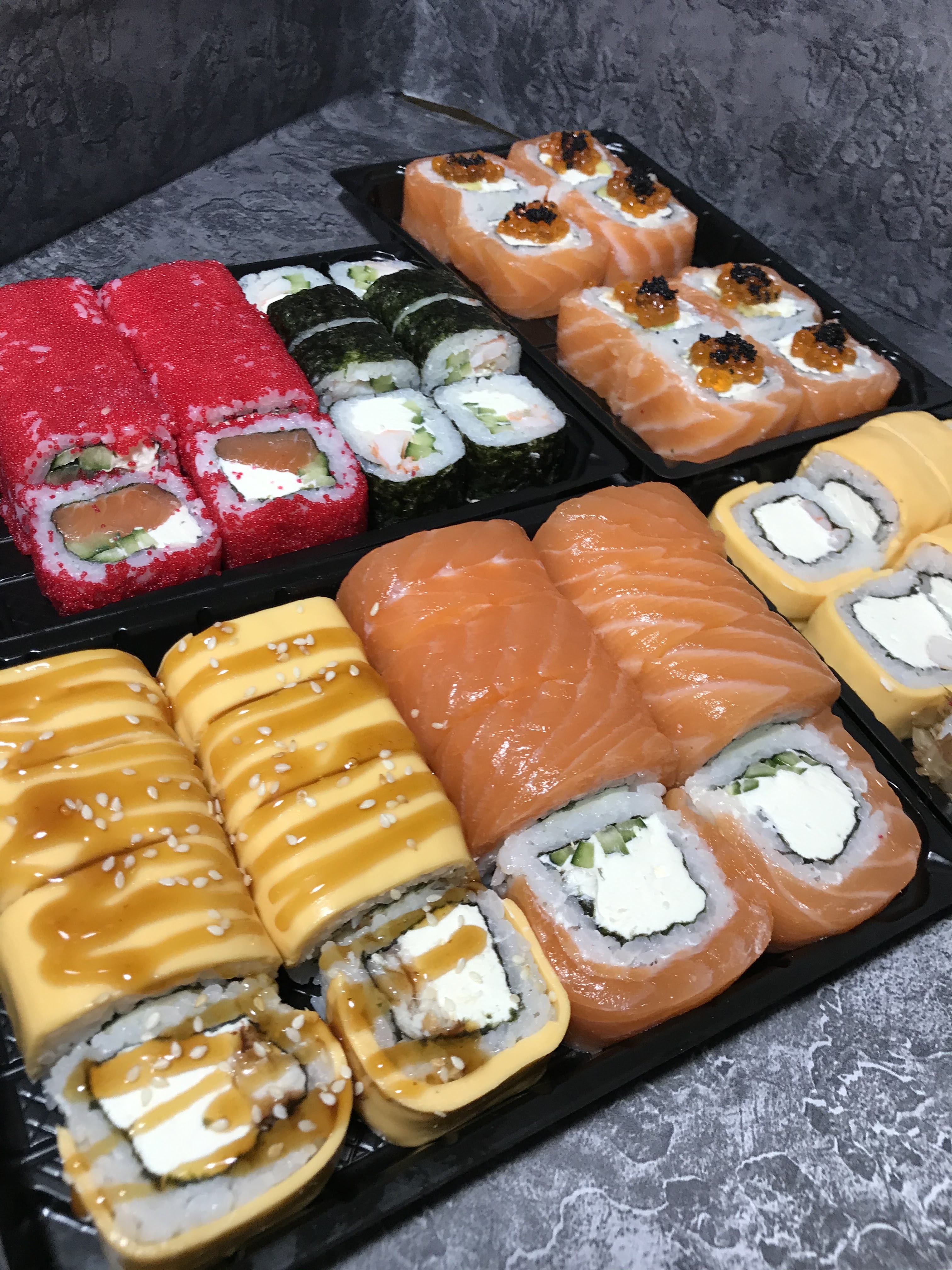 Tanuki Sushi image 8