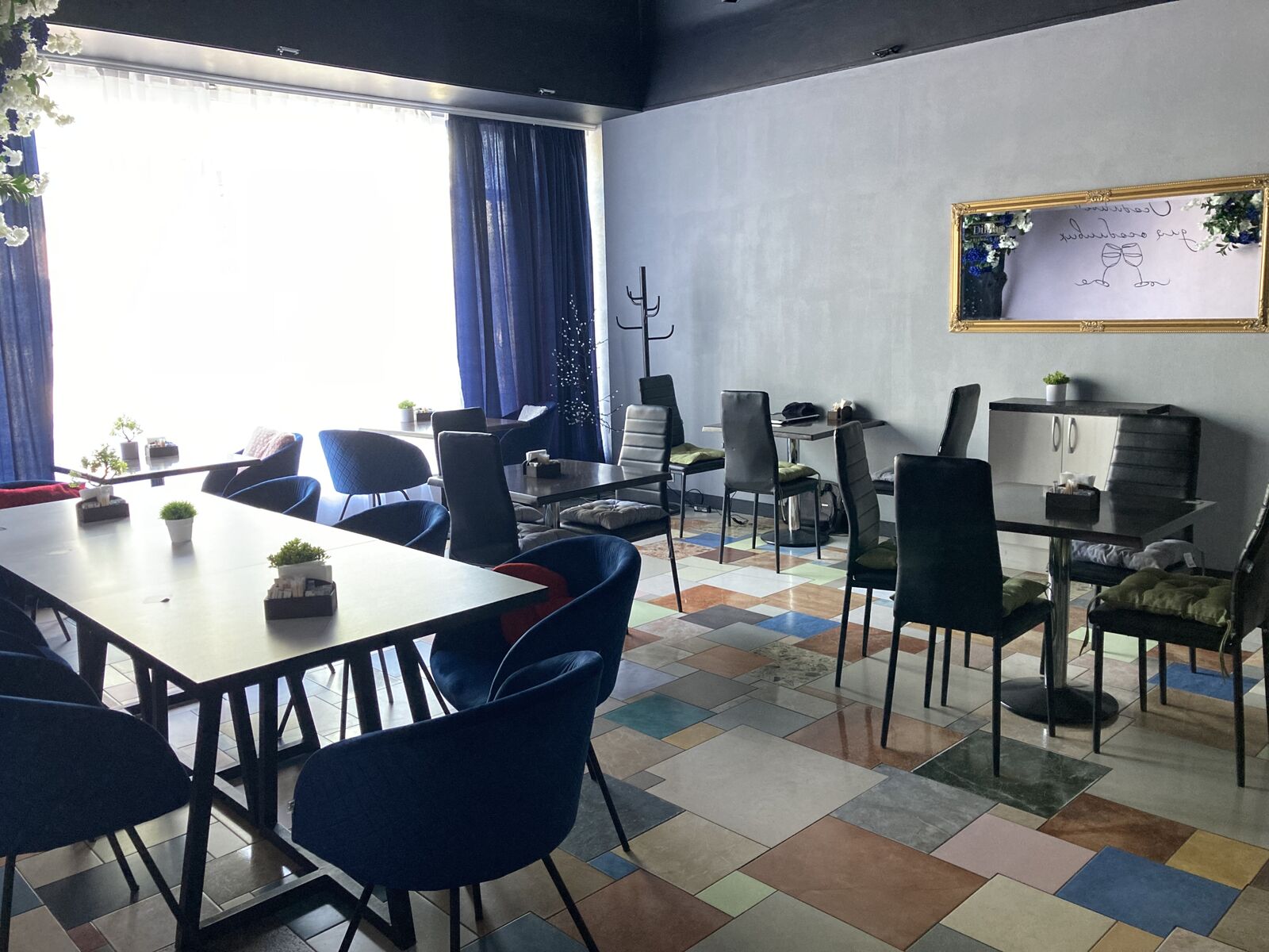 DiMas Cafe image 6
