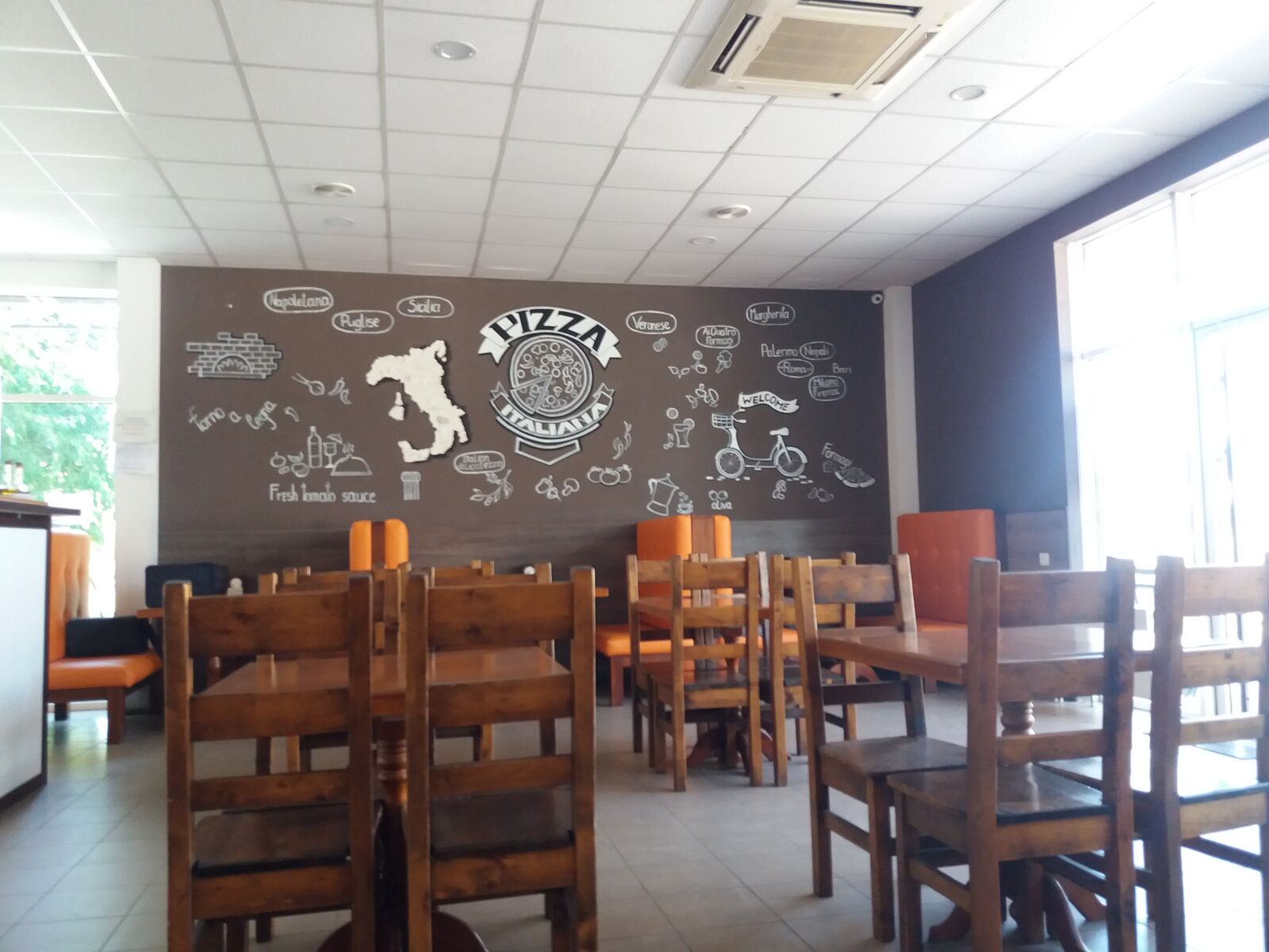 Prima Pizza image 3