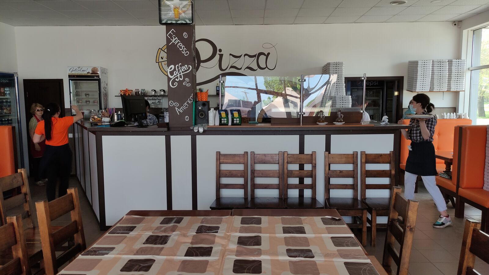 Prima Pizza image 4