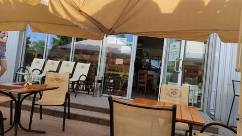 Prima Pizza image 8