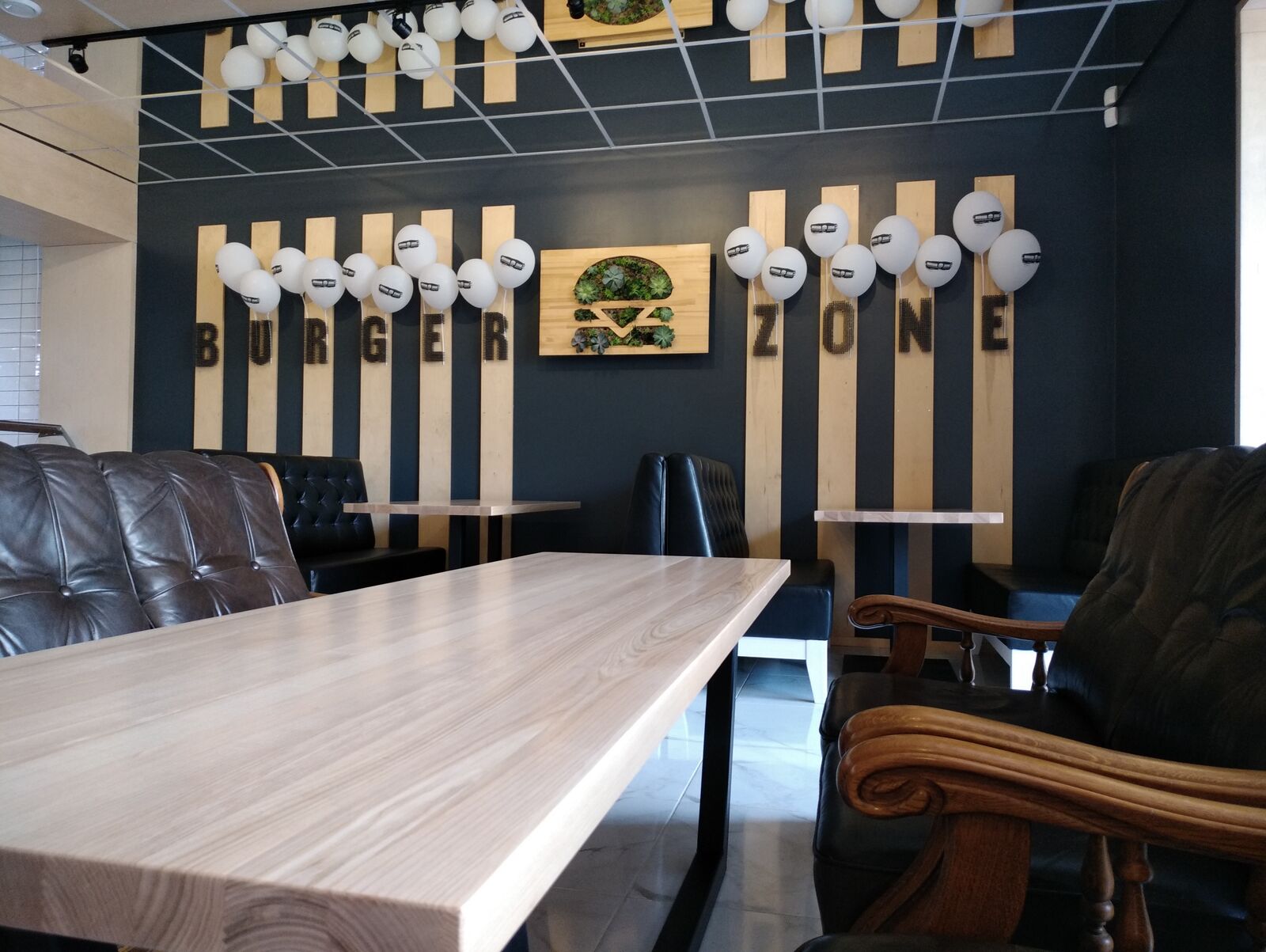 Burger Zone image 8