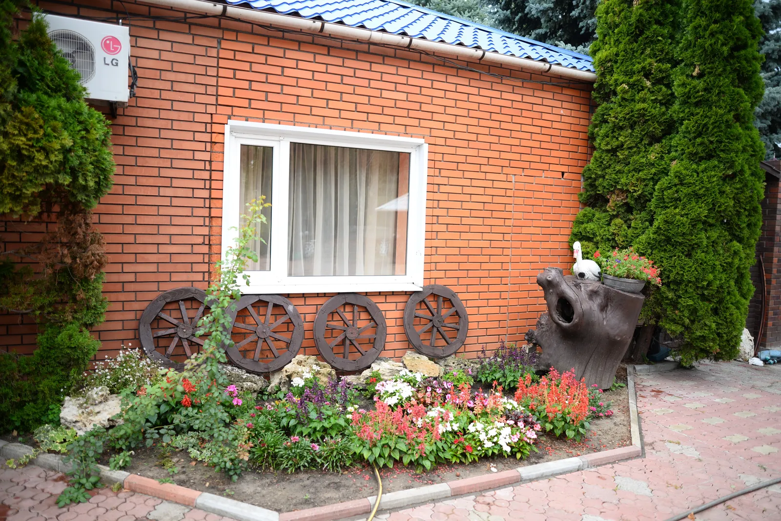 Clear House image 8