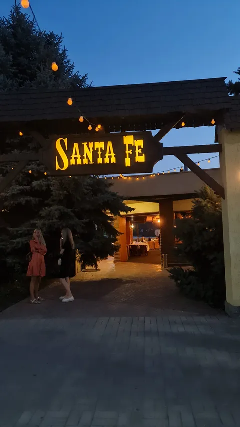 Santa Fe image 6