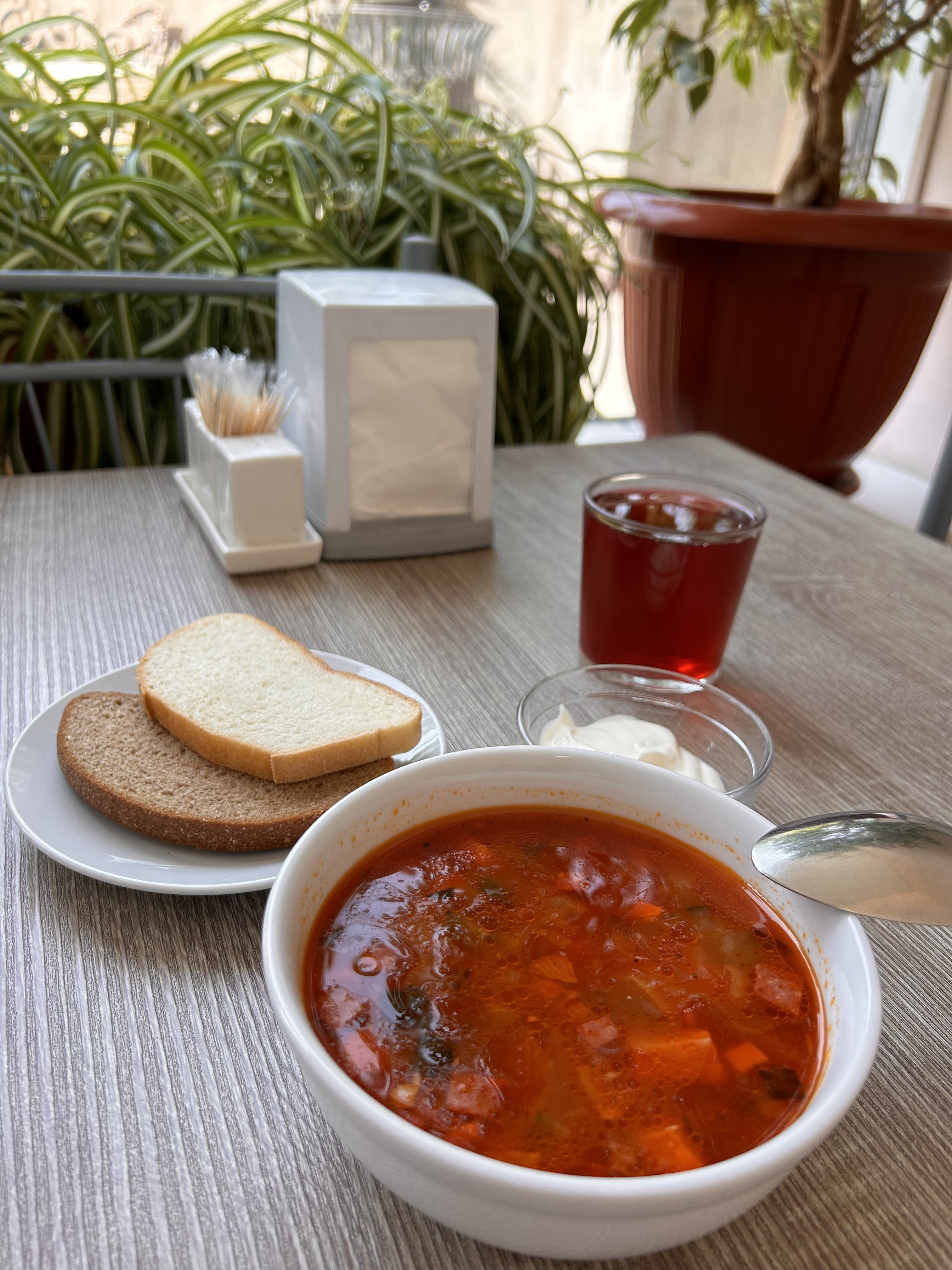 Yidalʹnya-Kafeteriya "Lanch" image 6