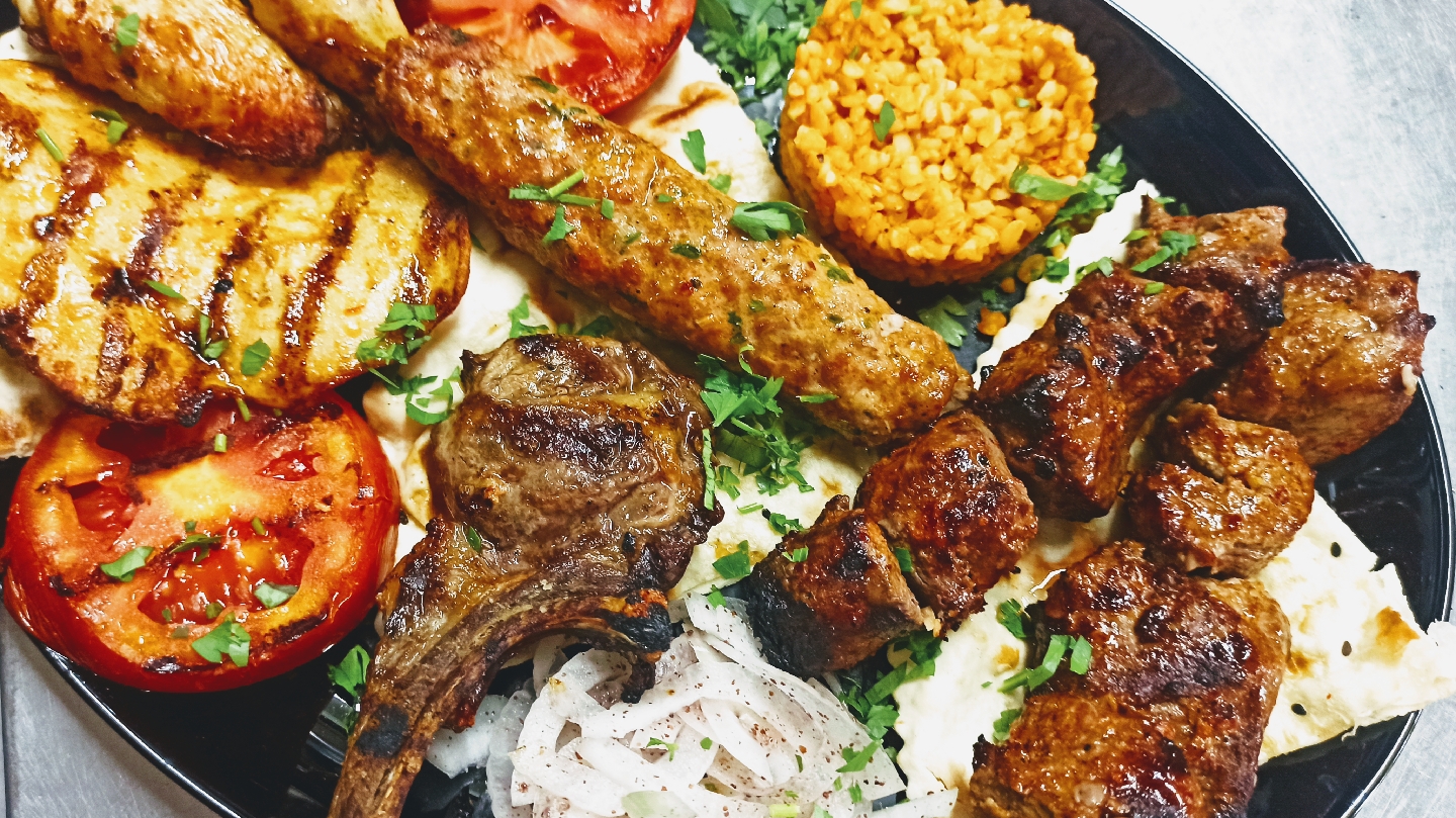 Istanbul food cafe image 2