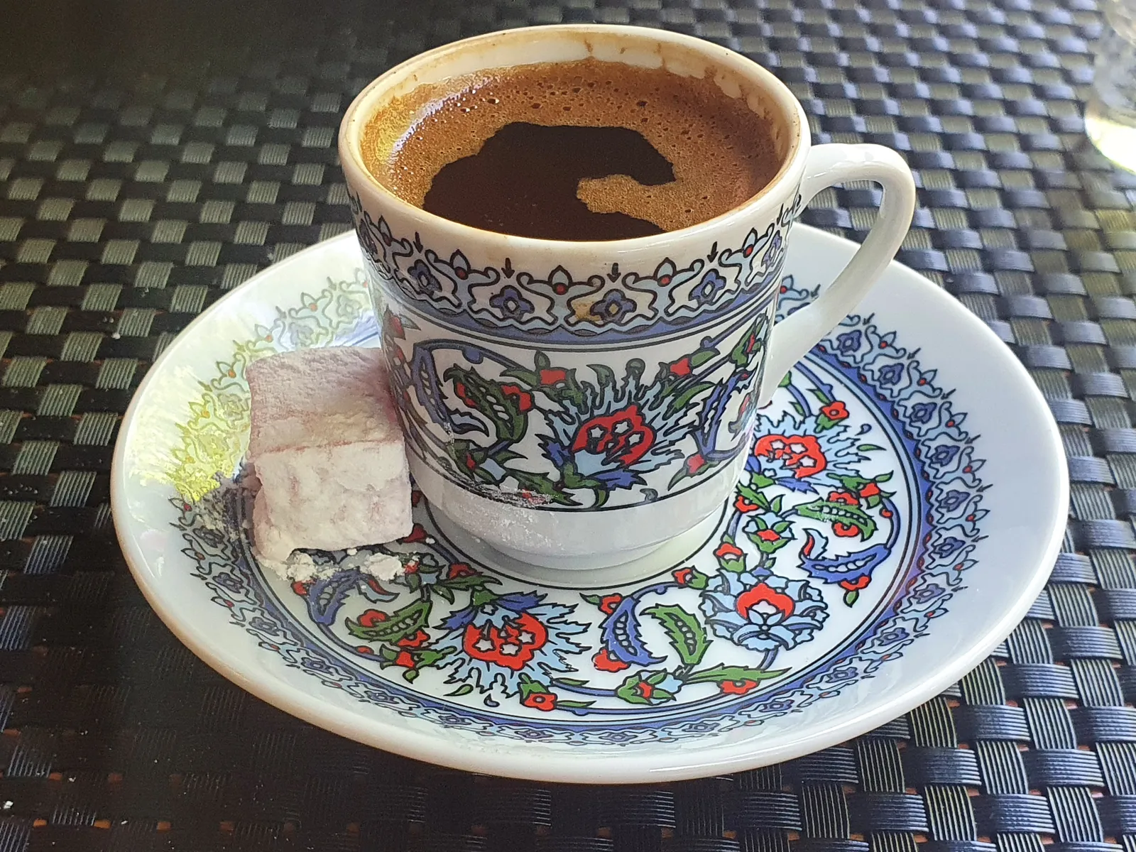 Istanbul food cafe image 4