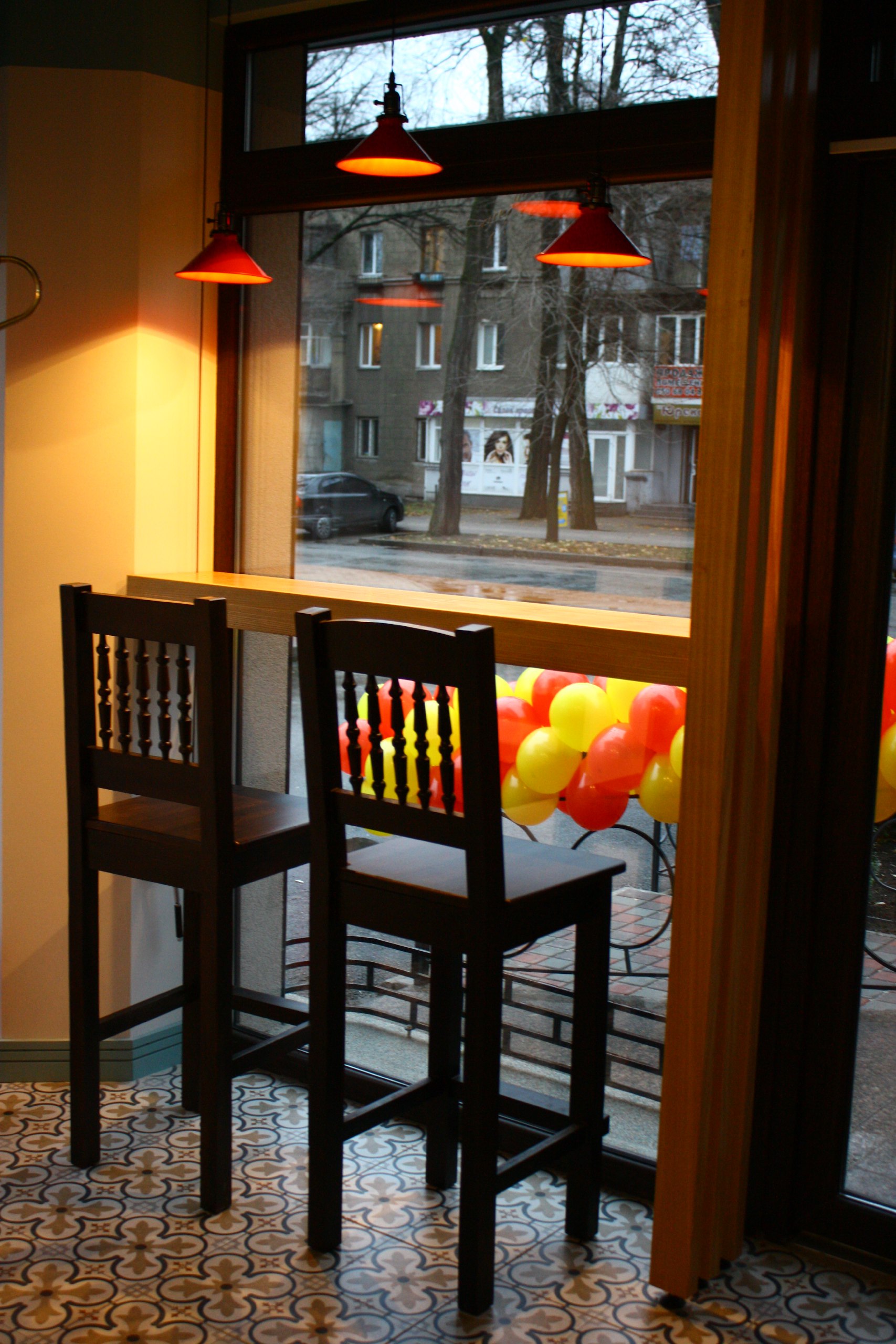 Bar de tapas image 1