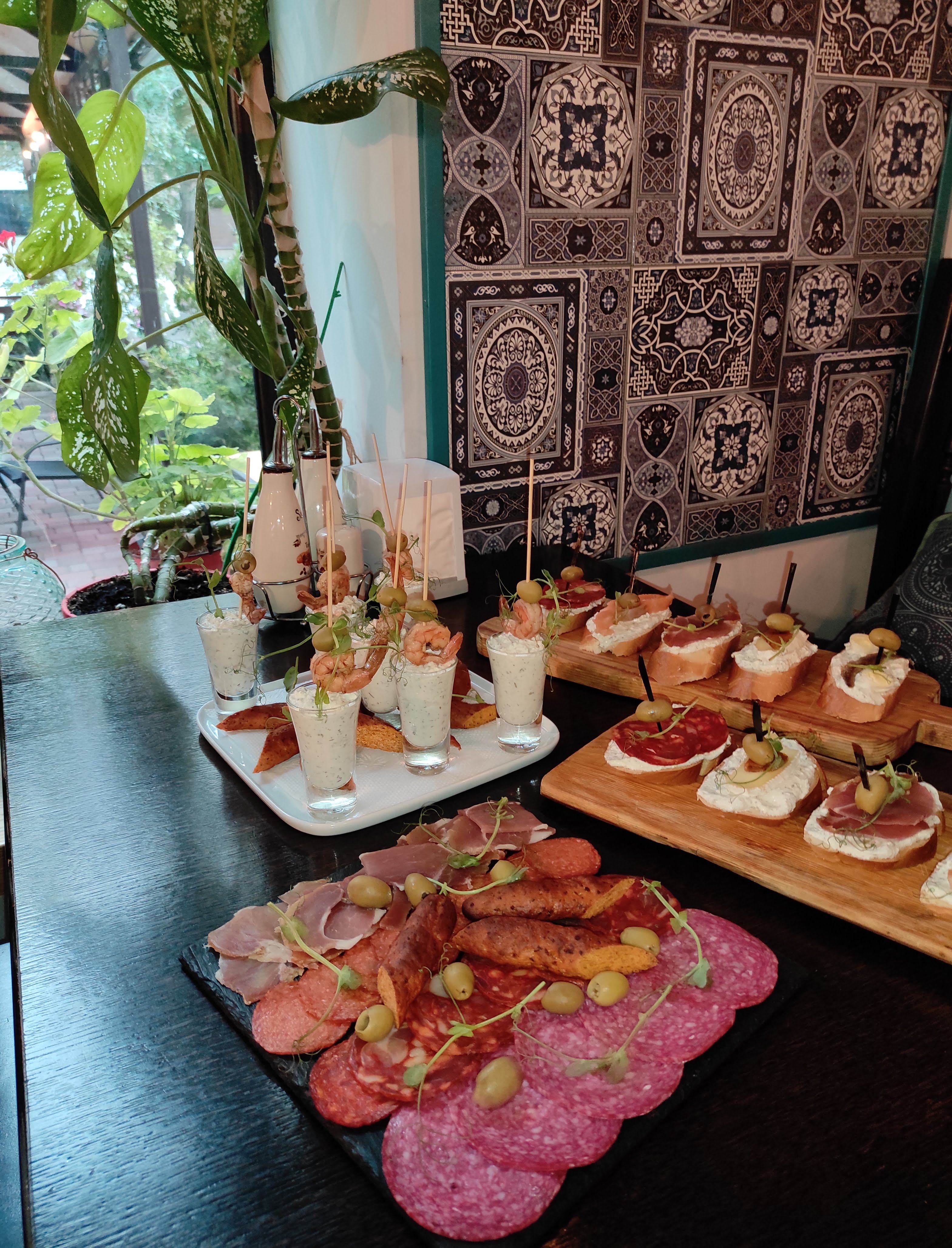 Bar de tapas image 5