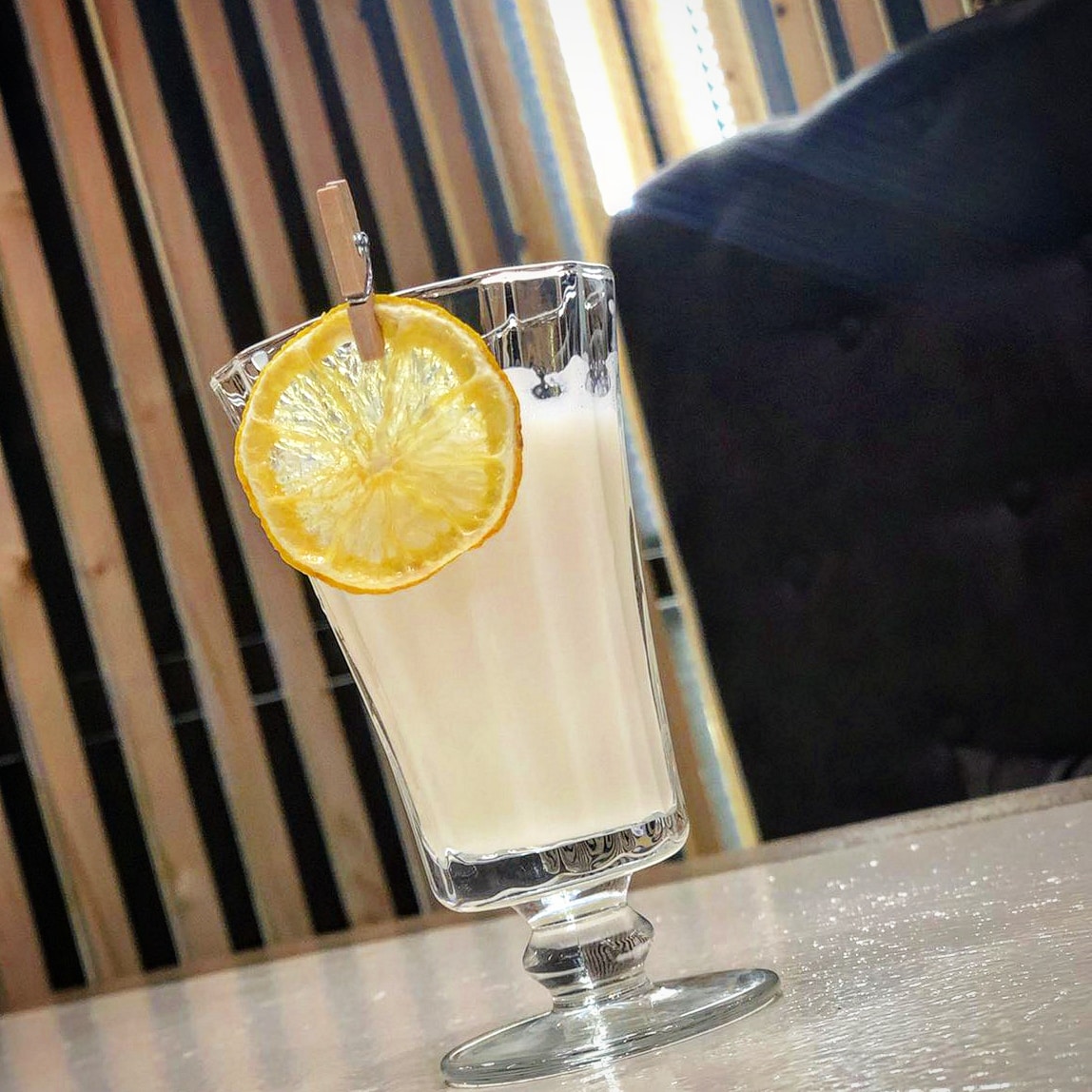 CHILL rest & food image 5