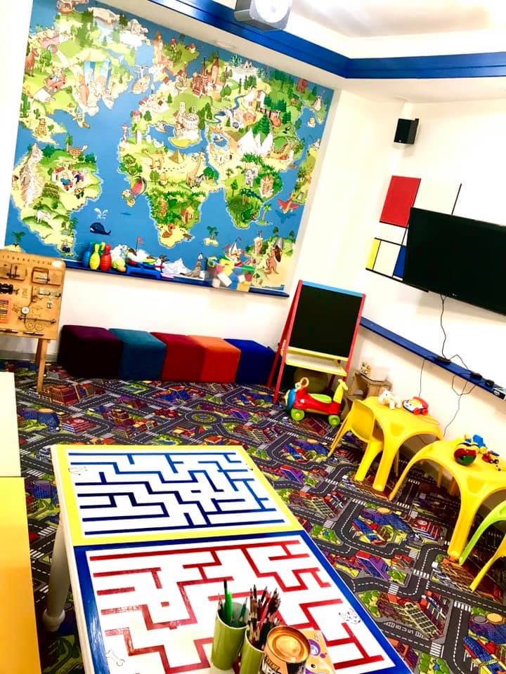 Nairi Patio image 10