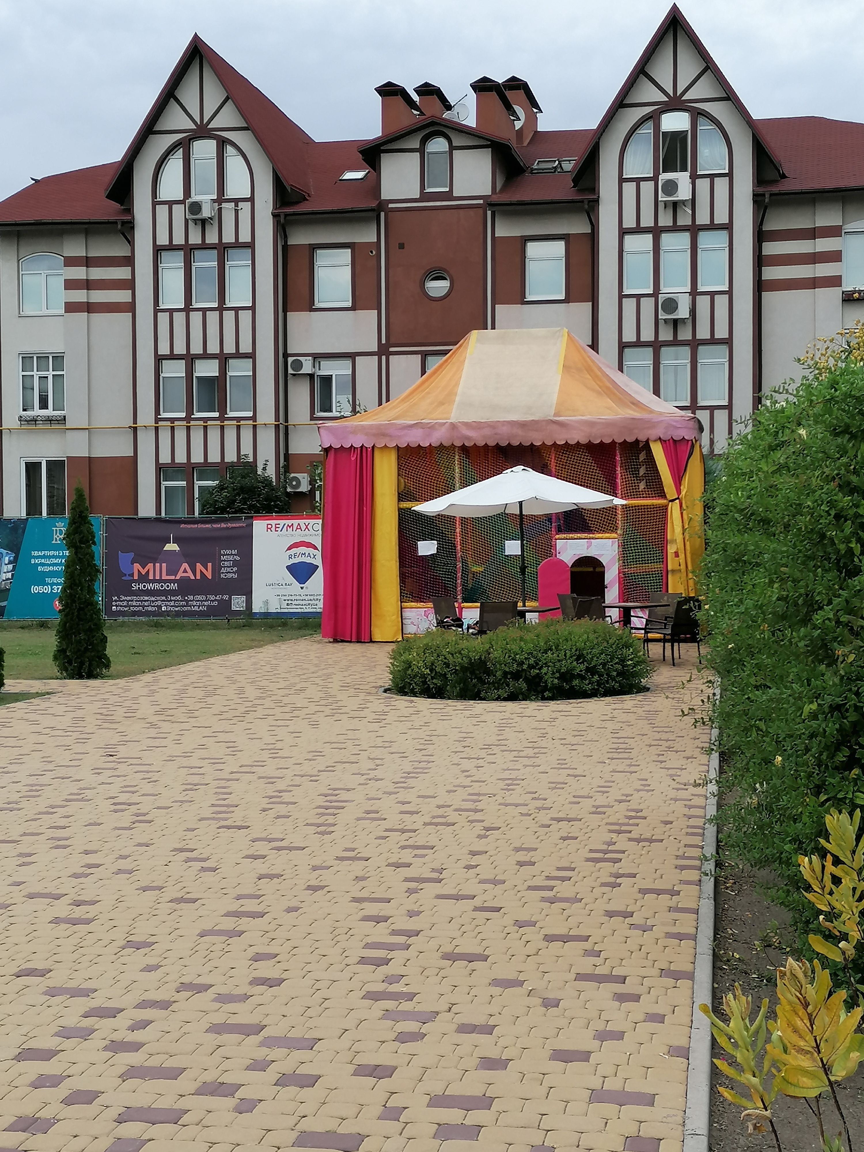 Monica Bellucci image 7