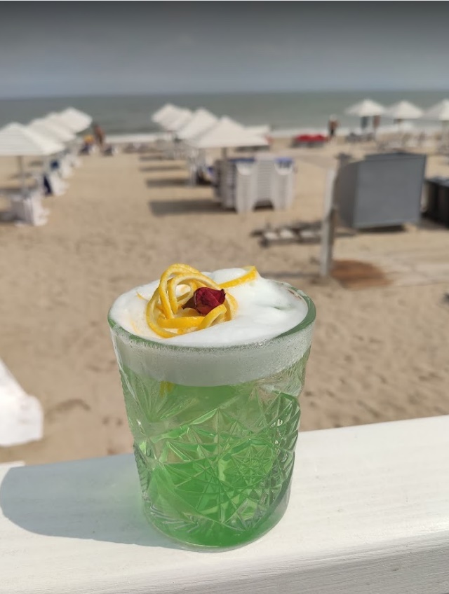 Пляжне кафе "Бриз" image 10