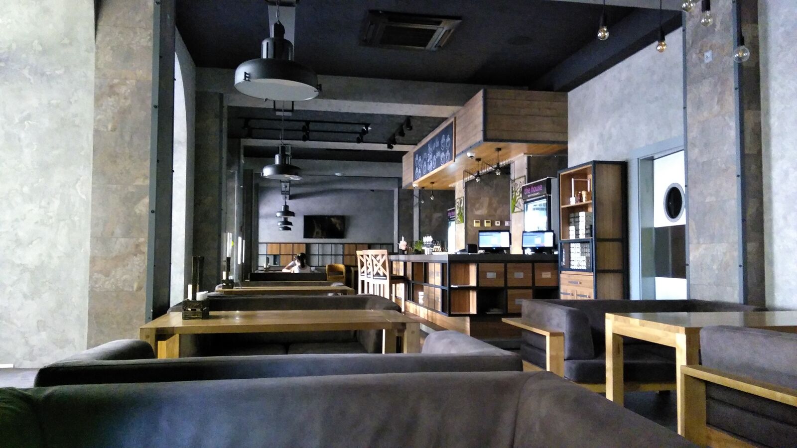The House Lounge Cafe image 1