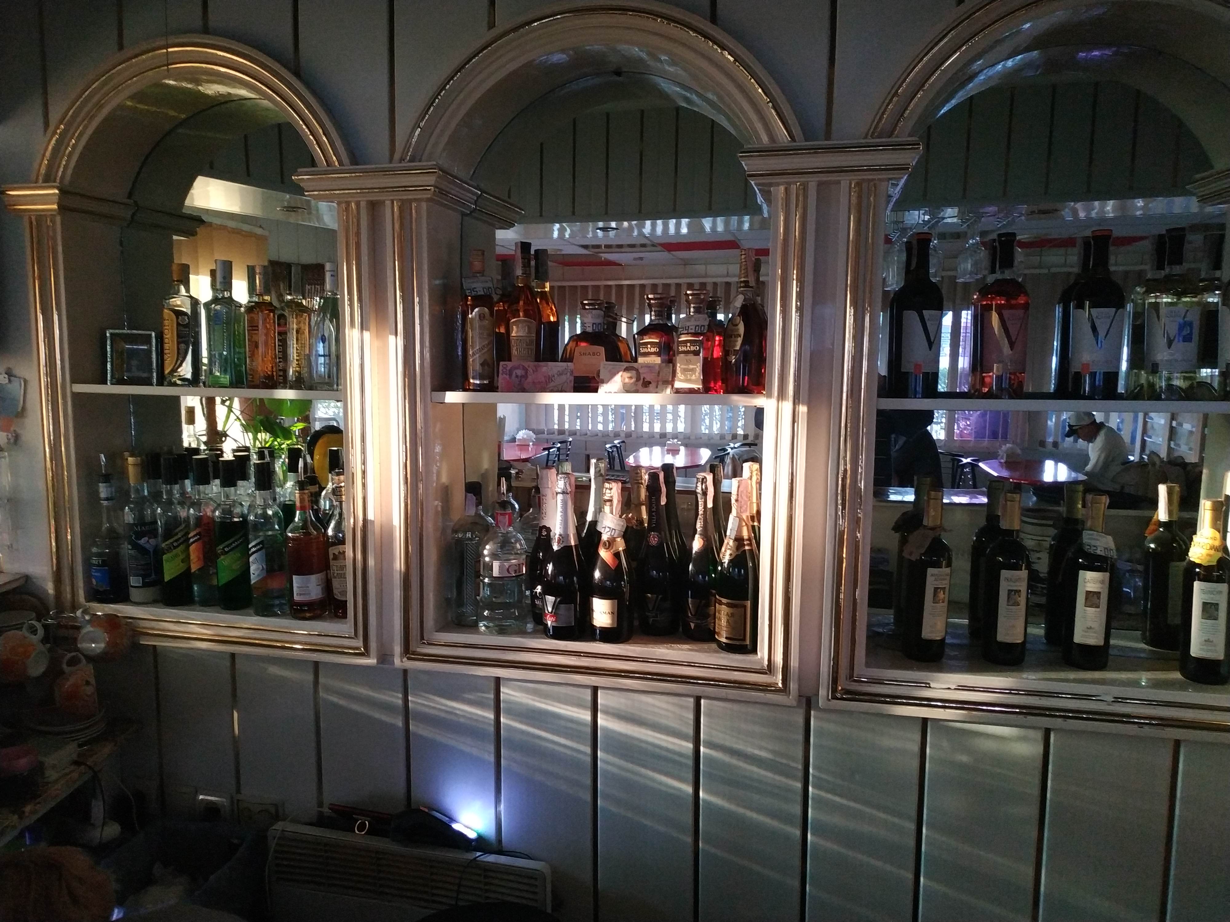 Kafe "Diana" image 1