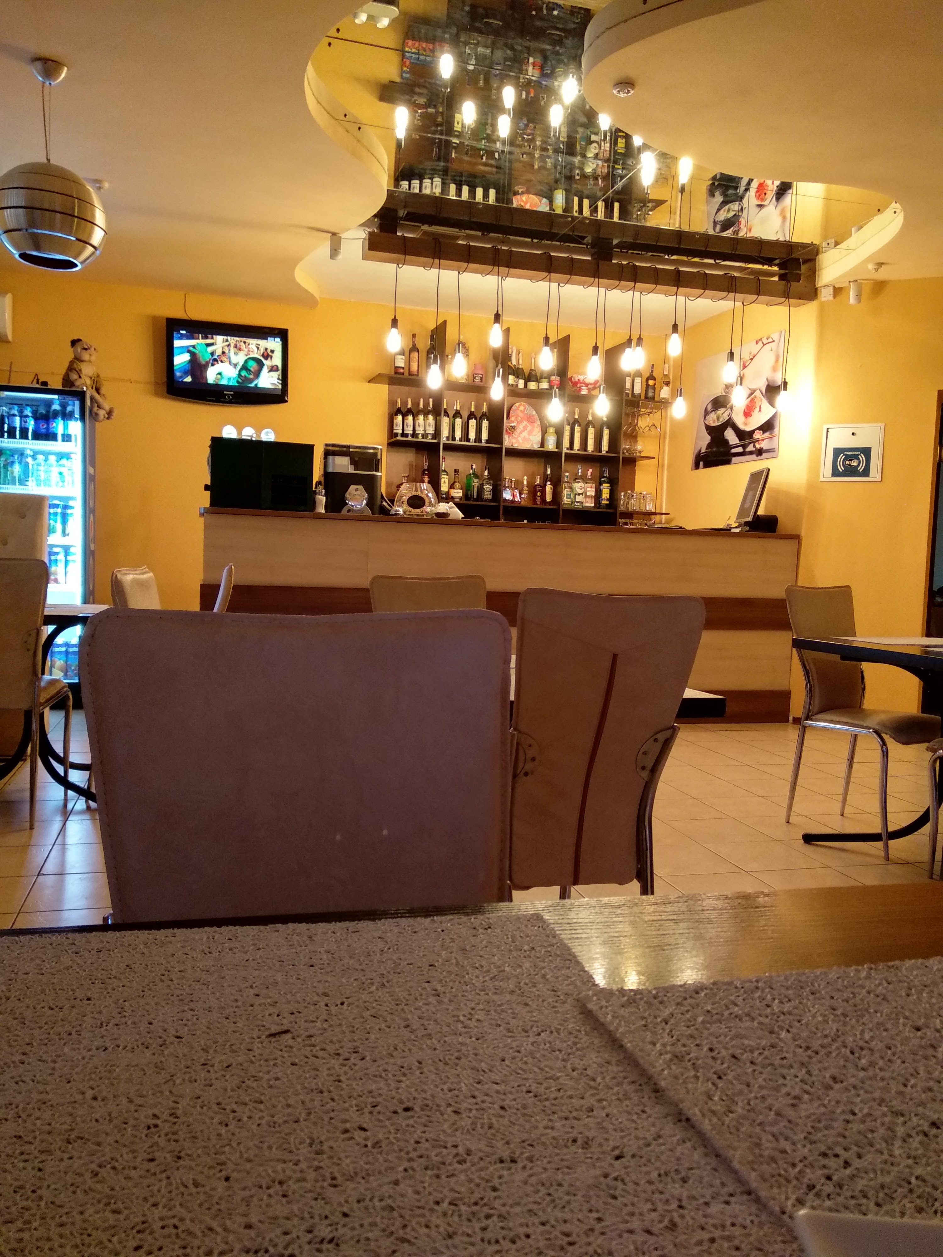 Gastrobar "Laguna" image 8