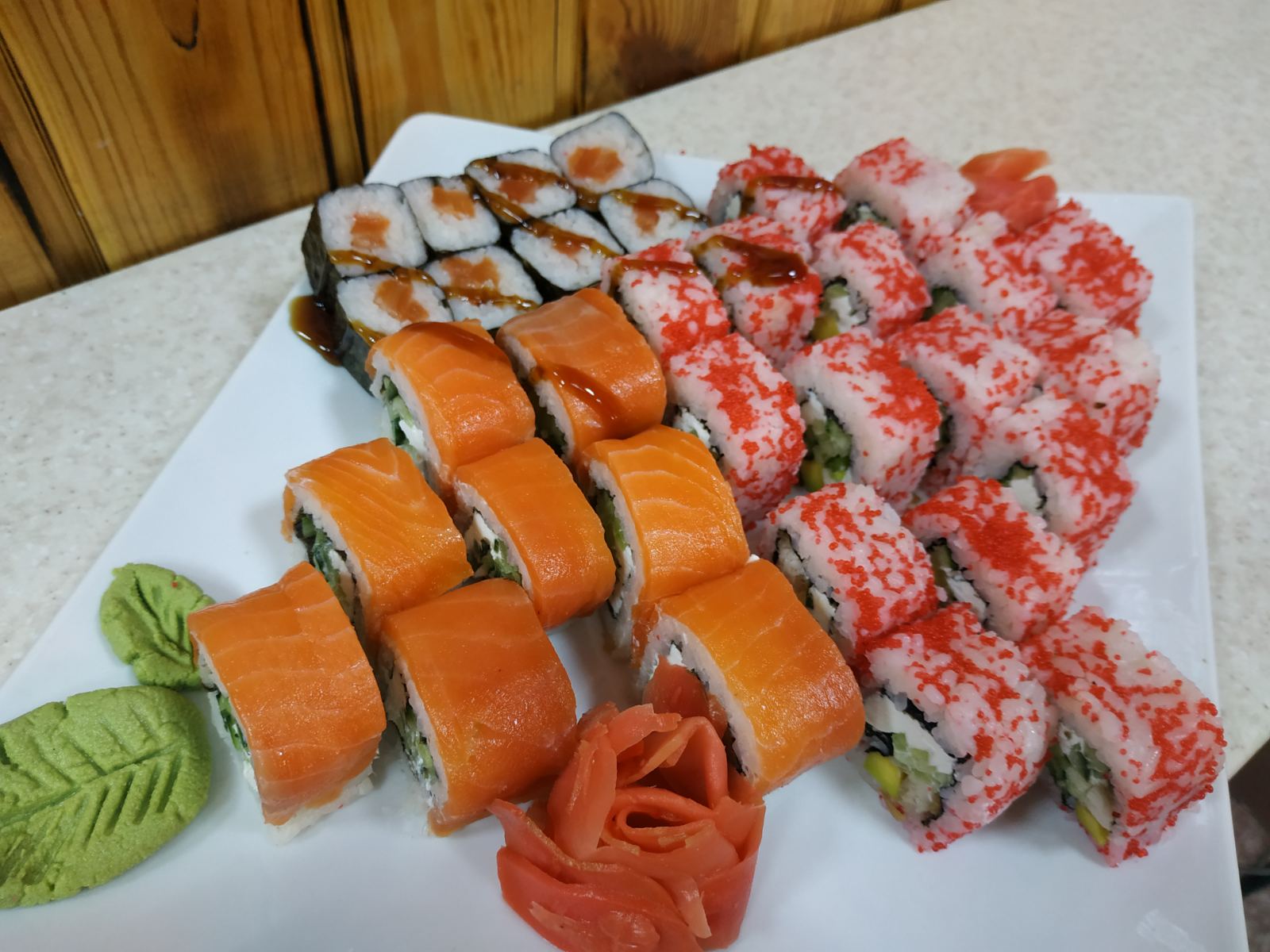 СУШИ БАР ТОКМАК image 3