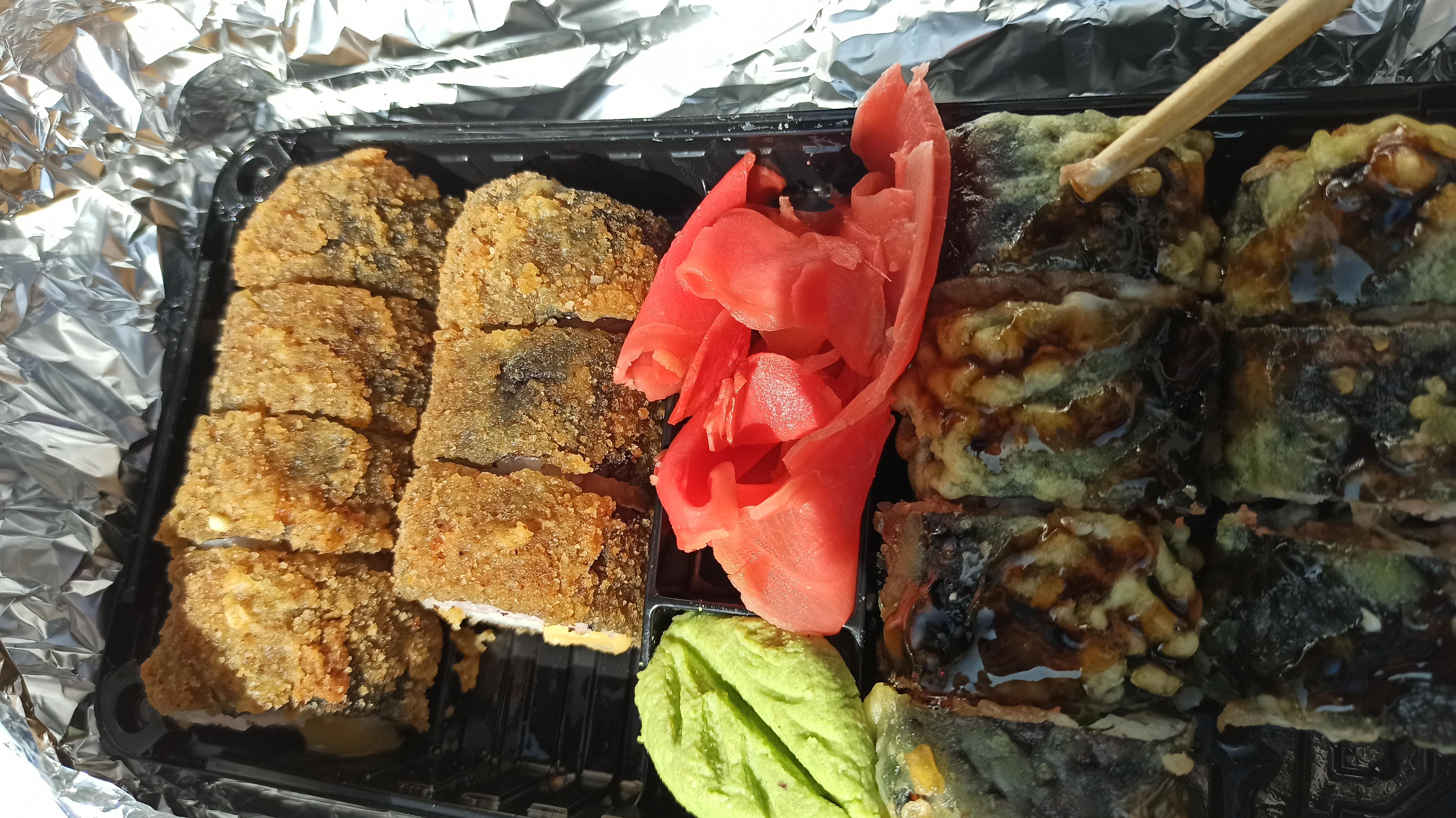 СУШИ БАР ТОКМАК image 10