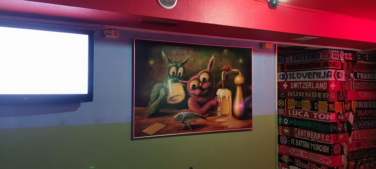 Bar "Svoy" image 9