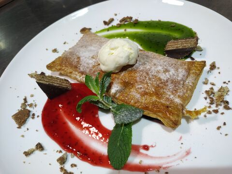 Angelinka Restaurant image 7