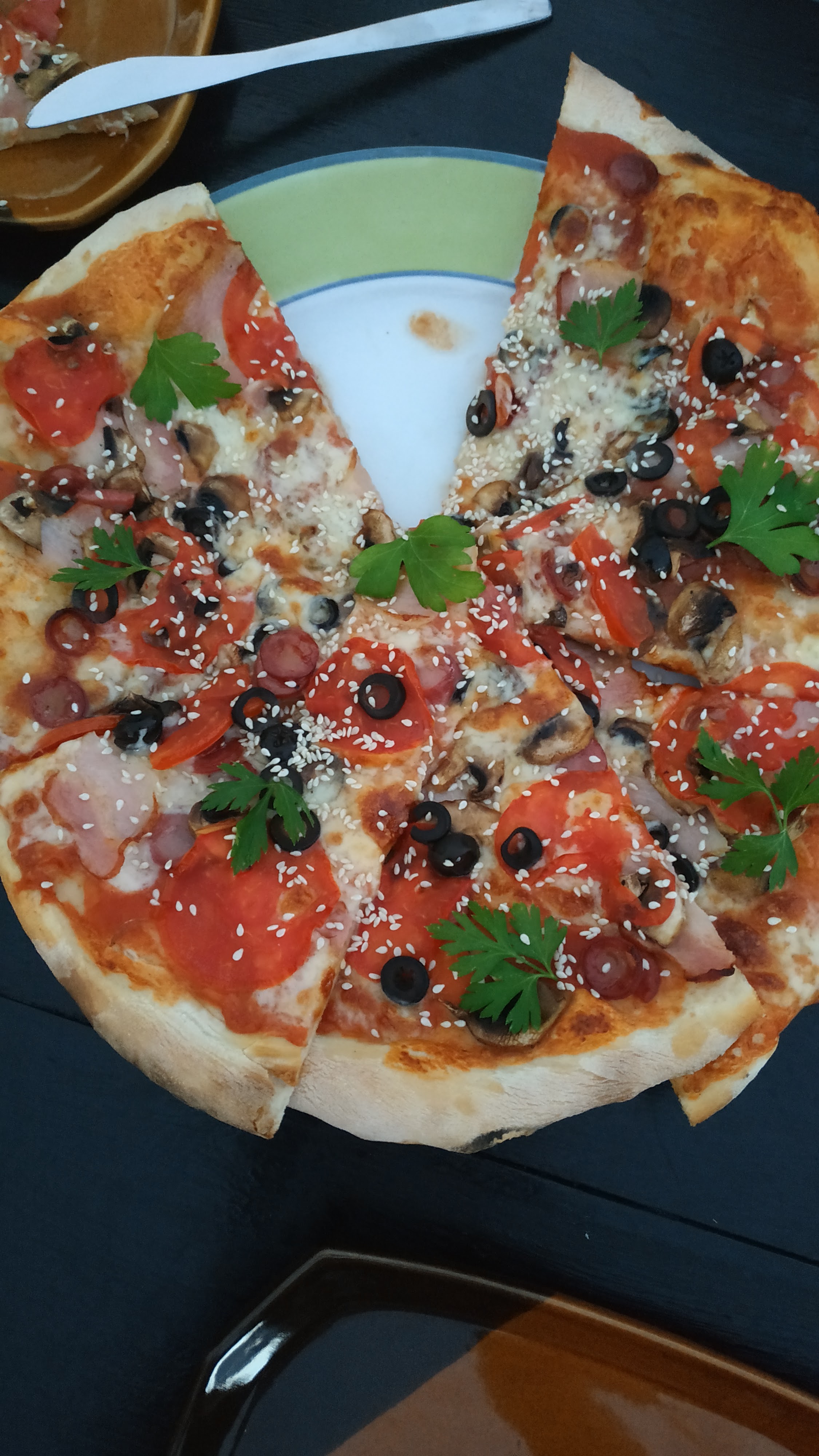 Базилик Море - Кафе & Бесплатная Доставка Еды. Караоке - Бар Седово. image 4