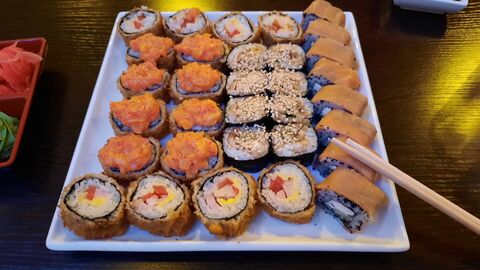 Sushi Town image 2