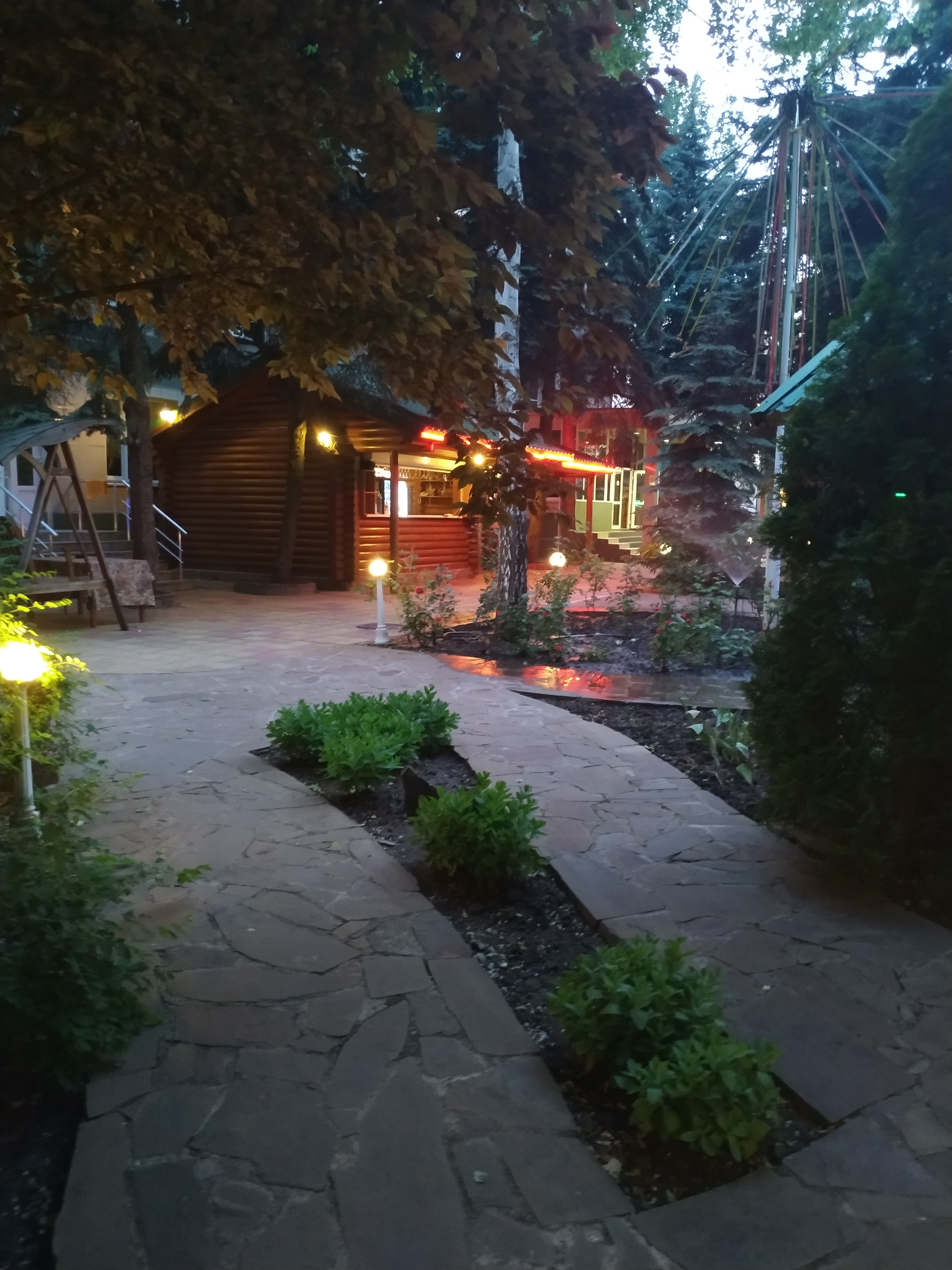 Oleksandrivsʹkyy Park image 7