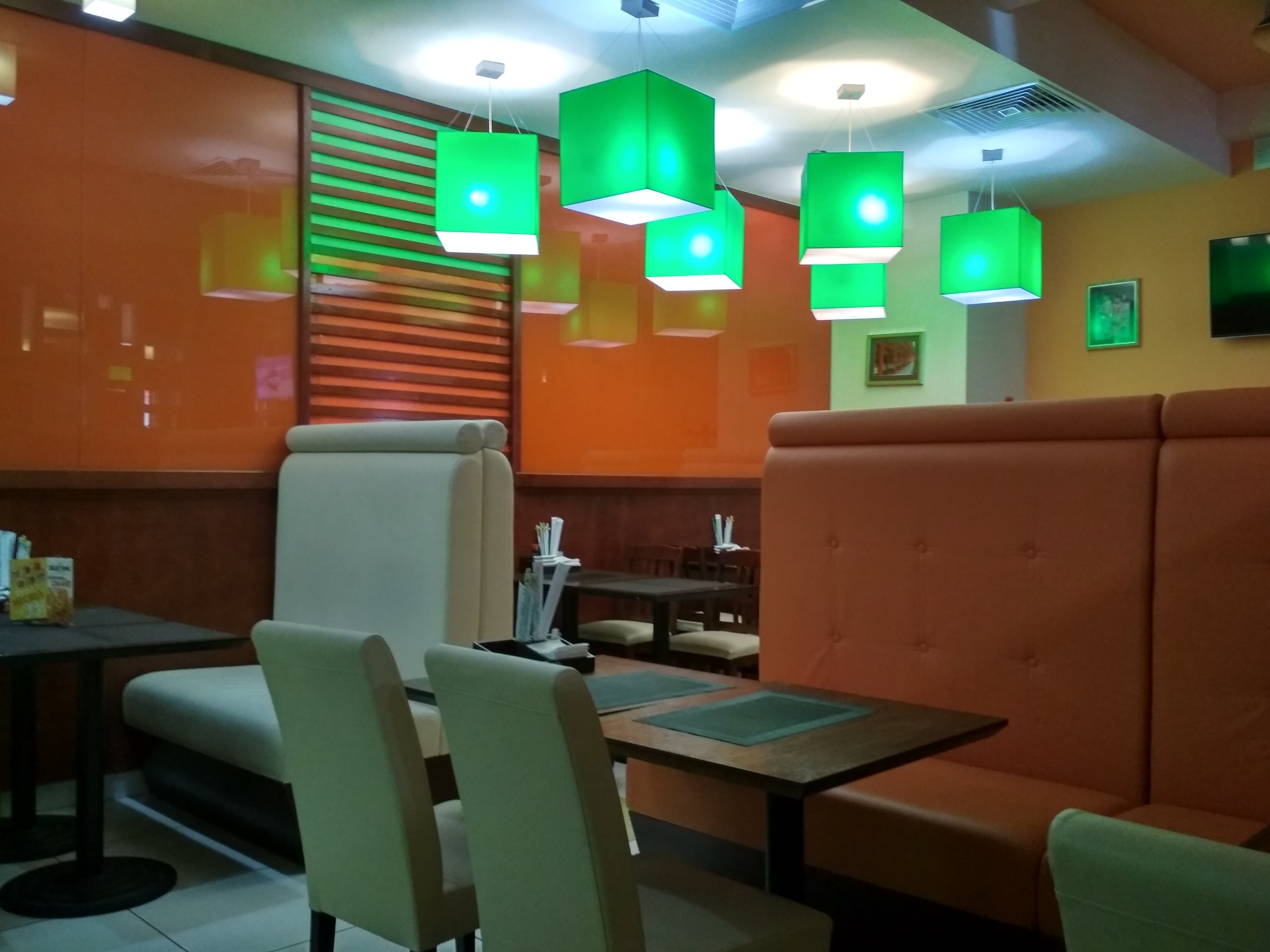 Sushi-Bar Sashymi image 3